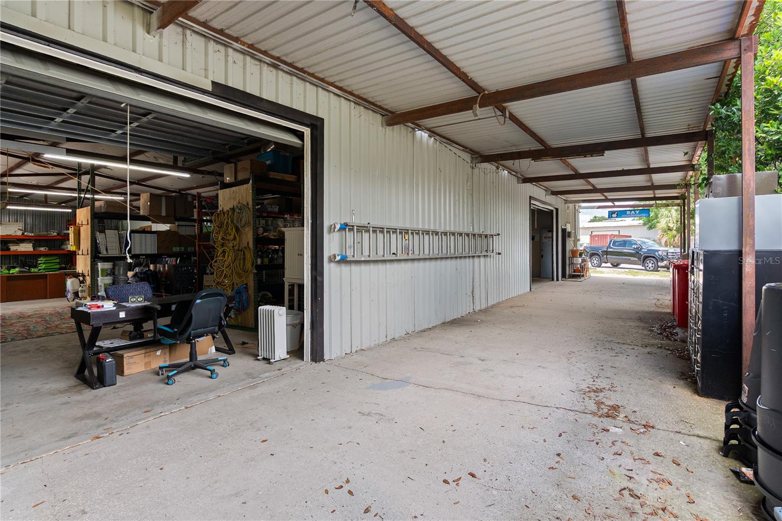 OAK CREST - Commercial Sale