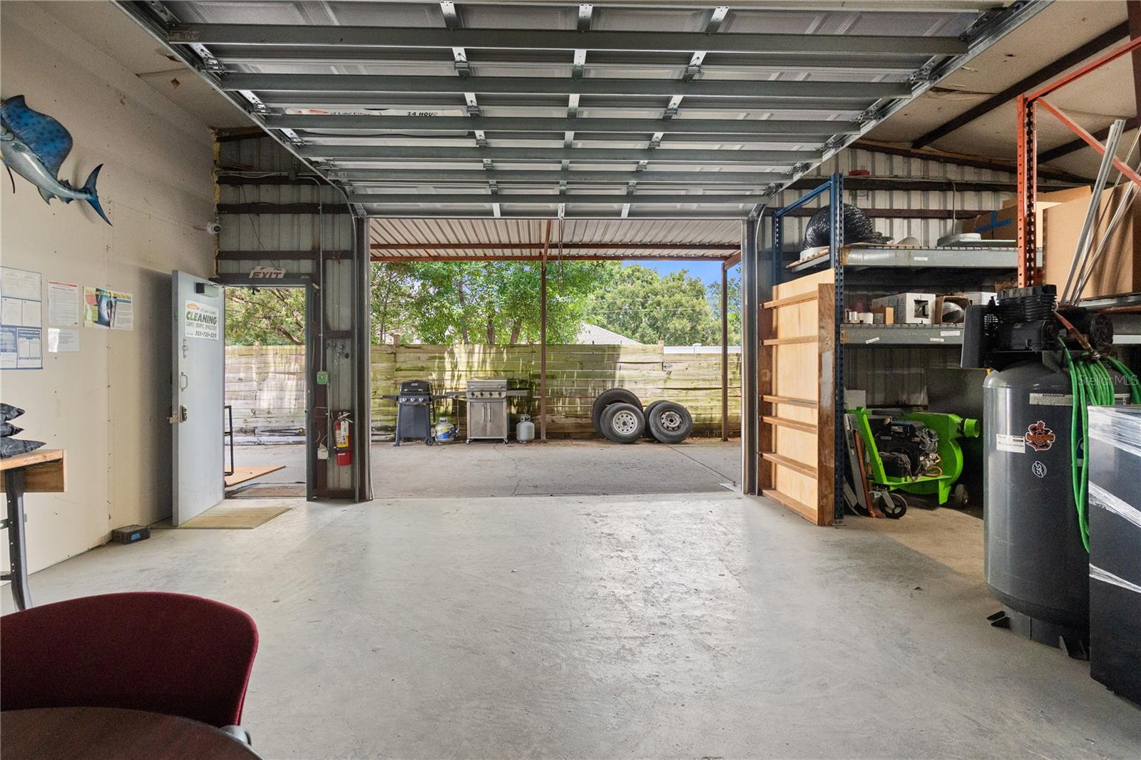 OAK CREST - Commercial Sale