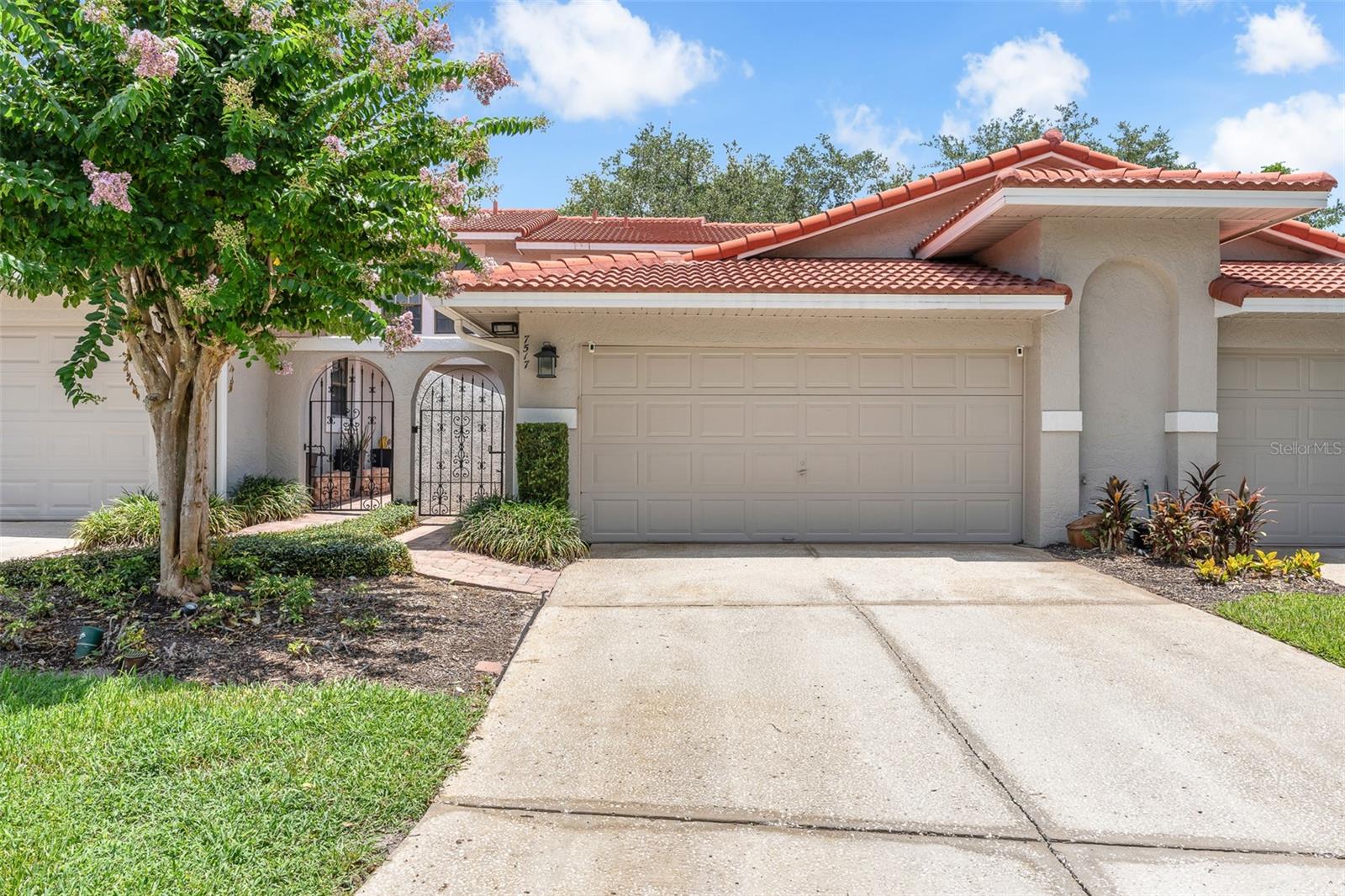 SANDPOINTE TWNHS SEC 06 - Residential