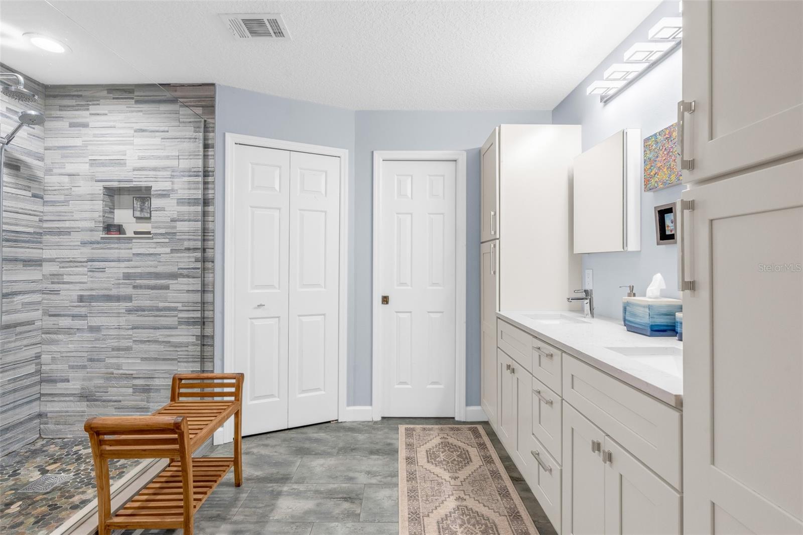 SANDPOINTE TWNHS SEC 06 - Residential