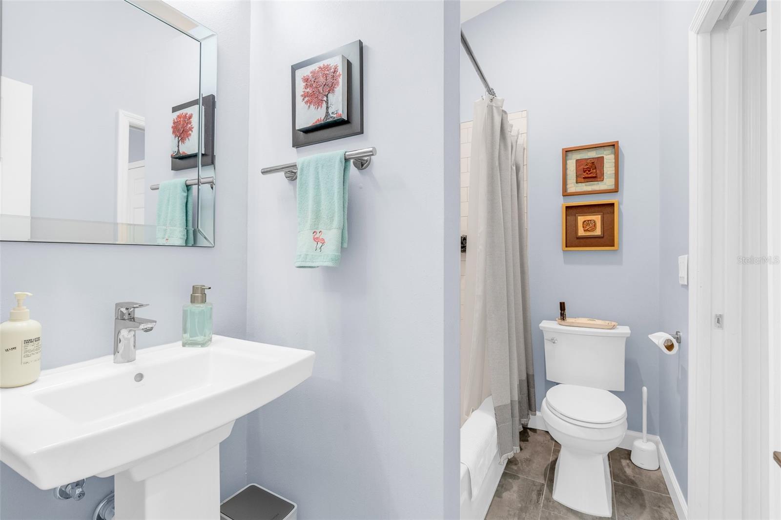 SANDPOINTE TWNHS SEC 06 - Residential