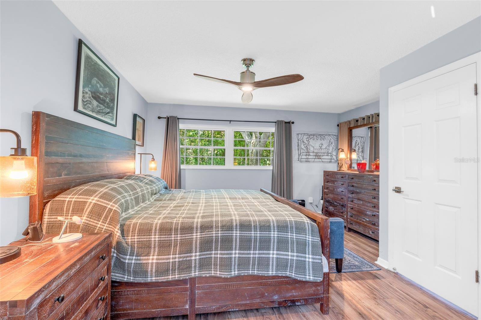 SANDPOINTE TWNHS SEC 06 - Residential