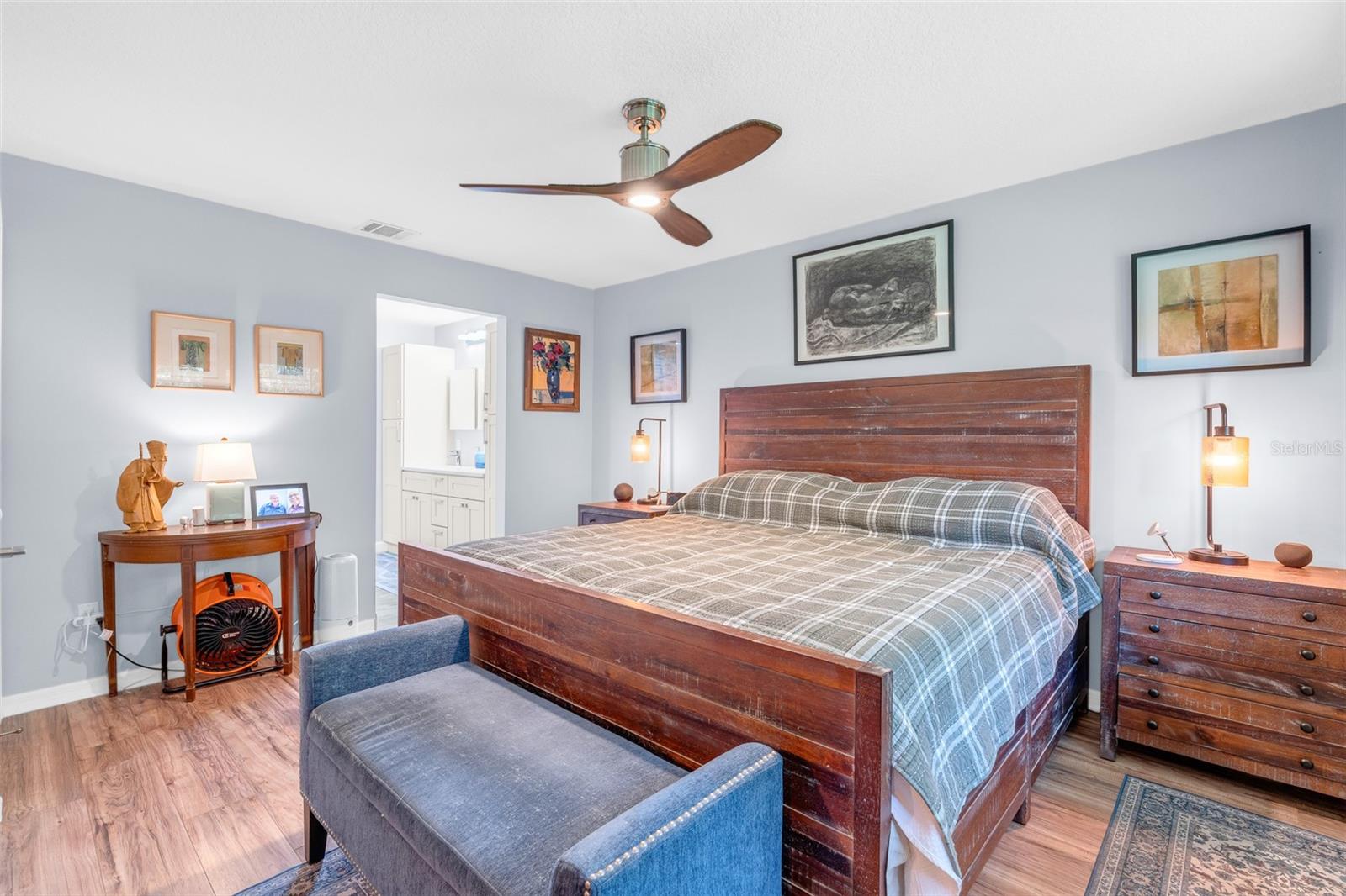 SANDPOINTE TWNHS SEC 06 - Residential