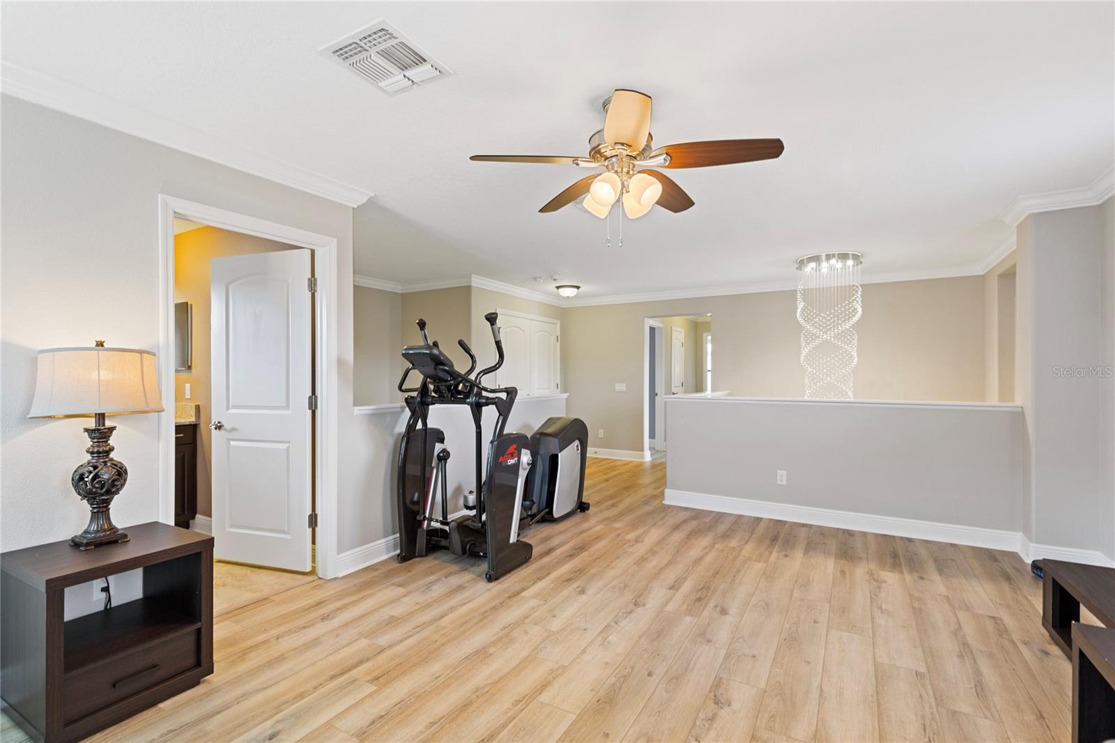 WELLINGTON ESTATES - Residential