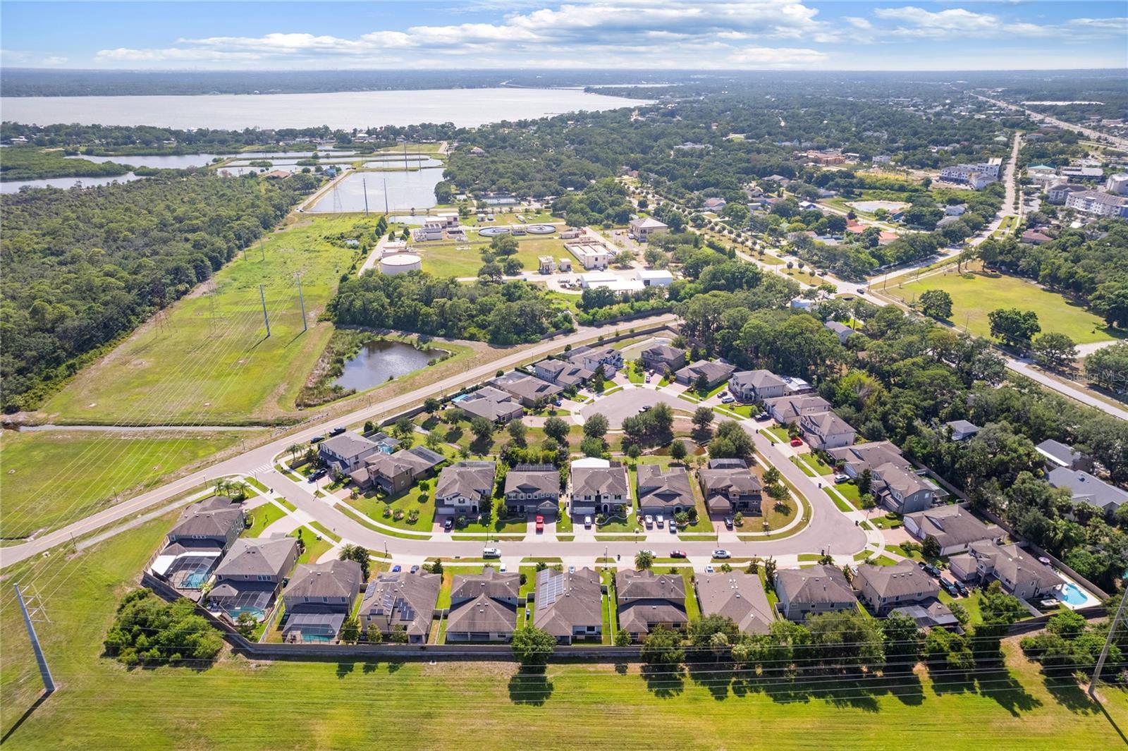 WELLINGTON ESTATES - Residential