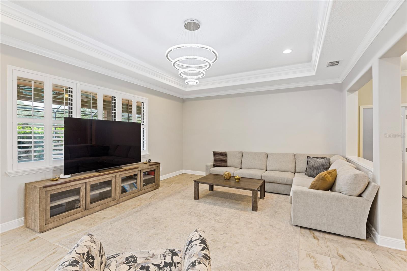 WELLINGTON ESTATES - Residential