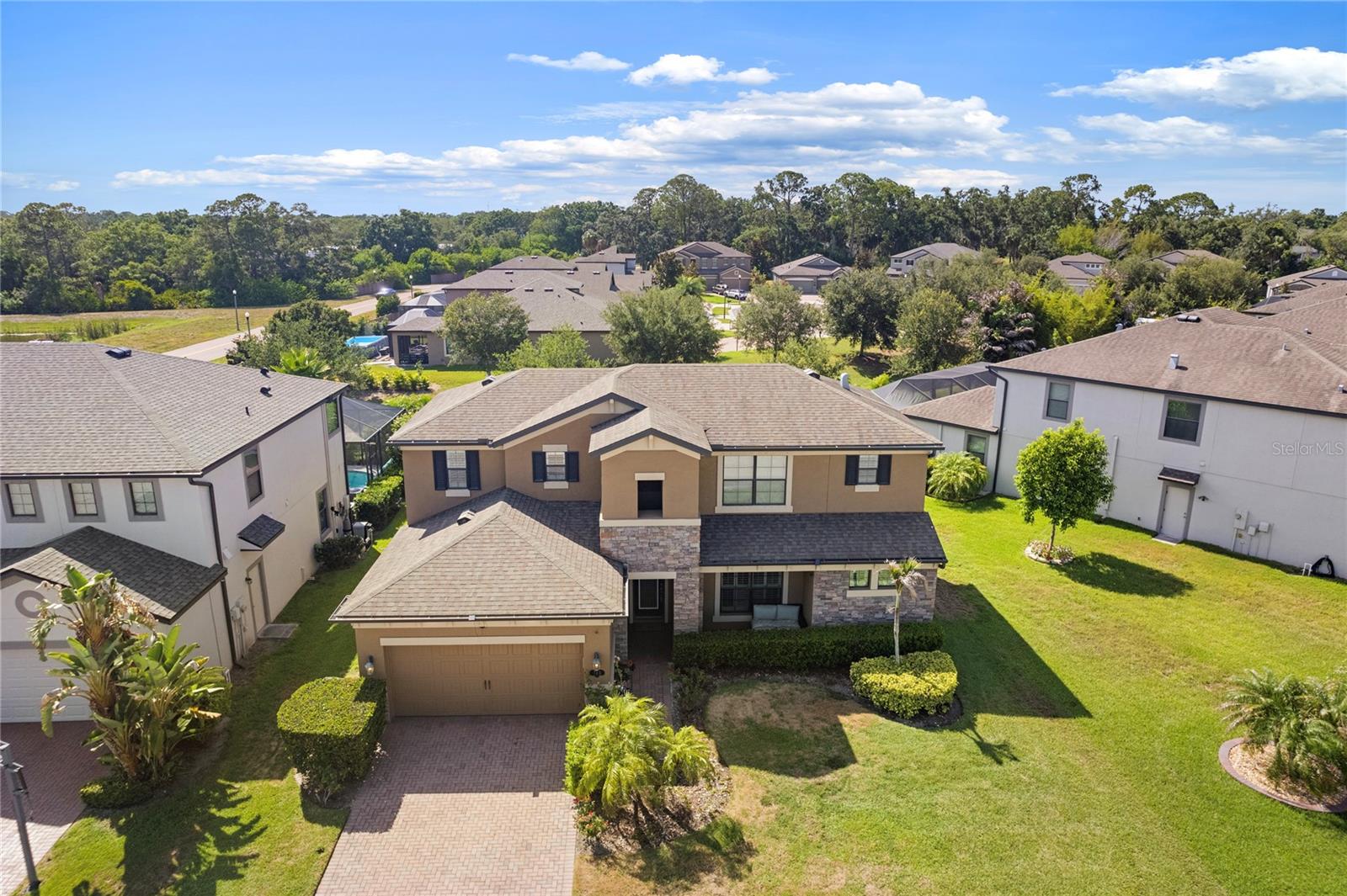 WELLINGTON ESTATES - Residential