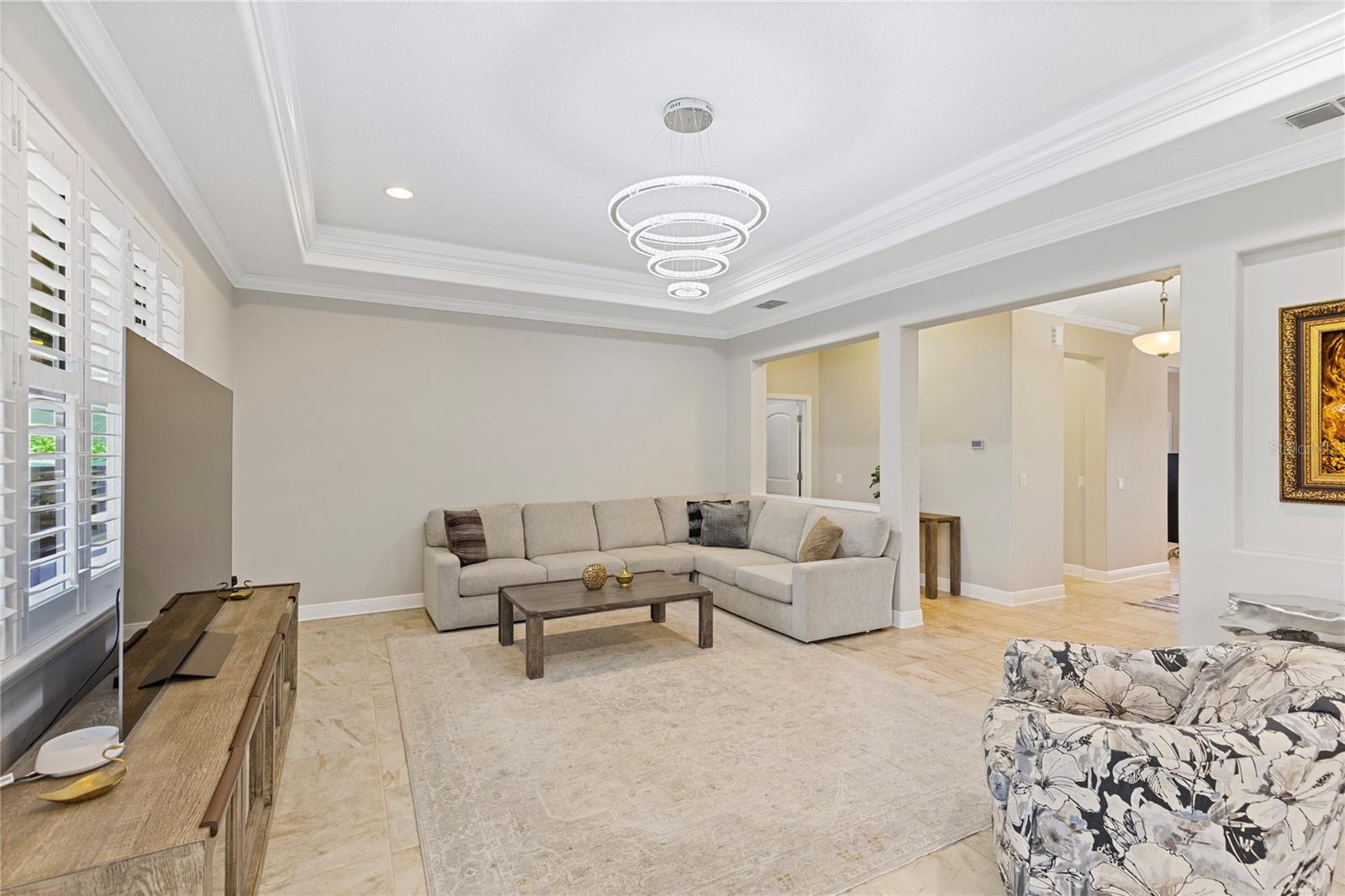 WELLINGTON ESTATES - Residential