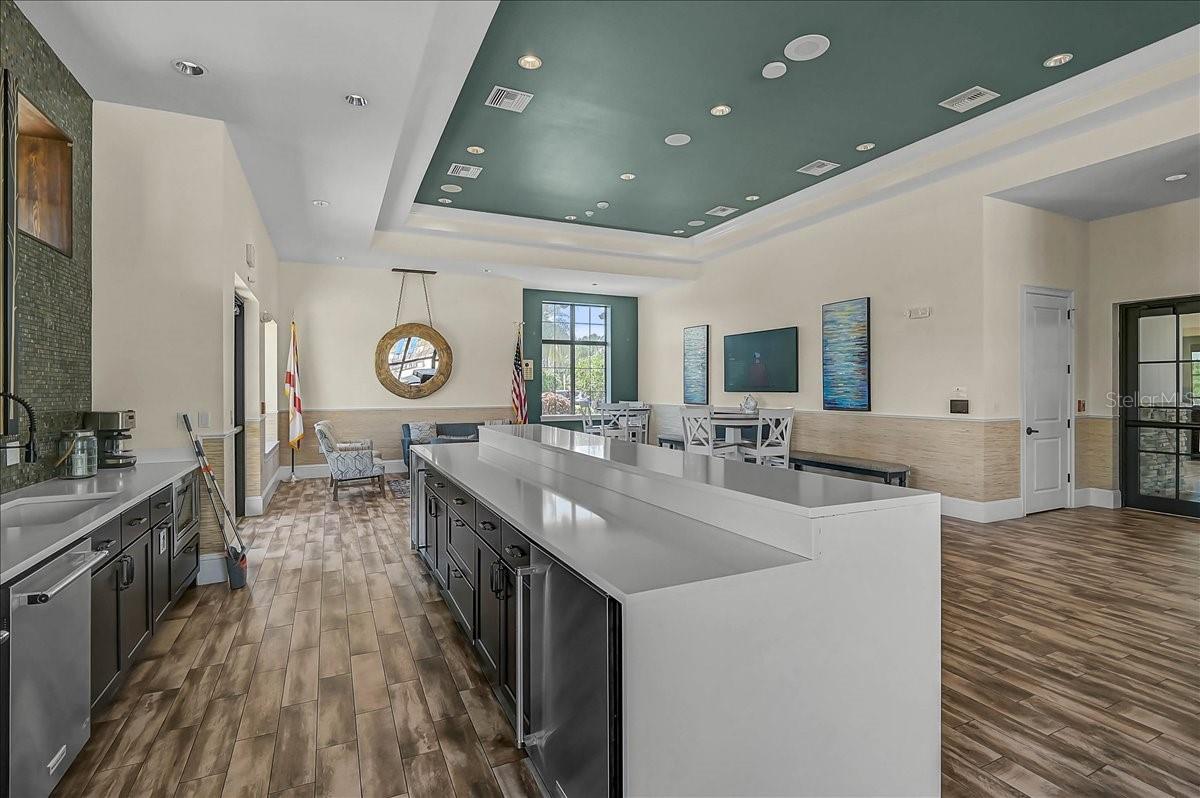 COUNTRY CLUB EAST AT LAKEWD RNCH QQ1 1 - Residential
