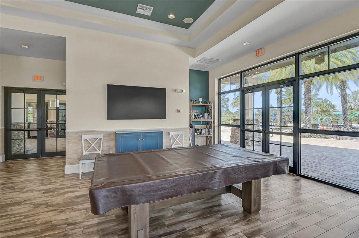 COUNTRY CLUB EAST AT LAKEWD RNCH QQ1 1 - Residential