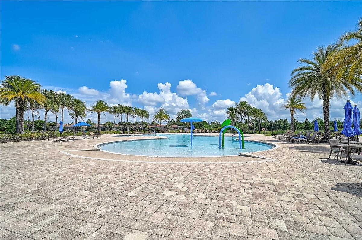 COUNTRY CLUB EAST AT LAKEWD RNCH QQ1 1 - Residential
