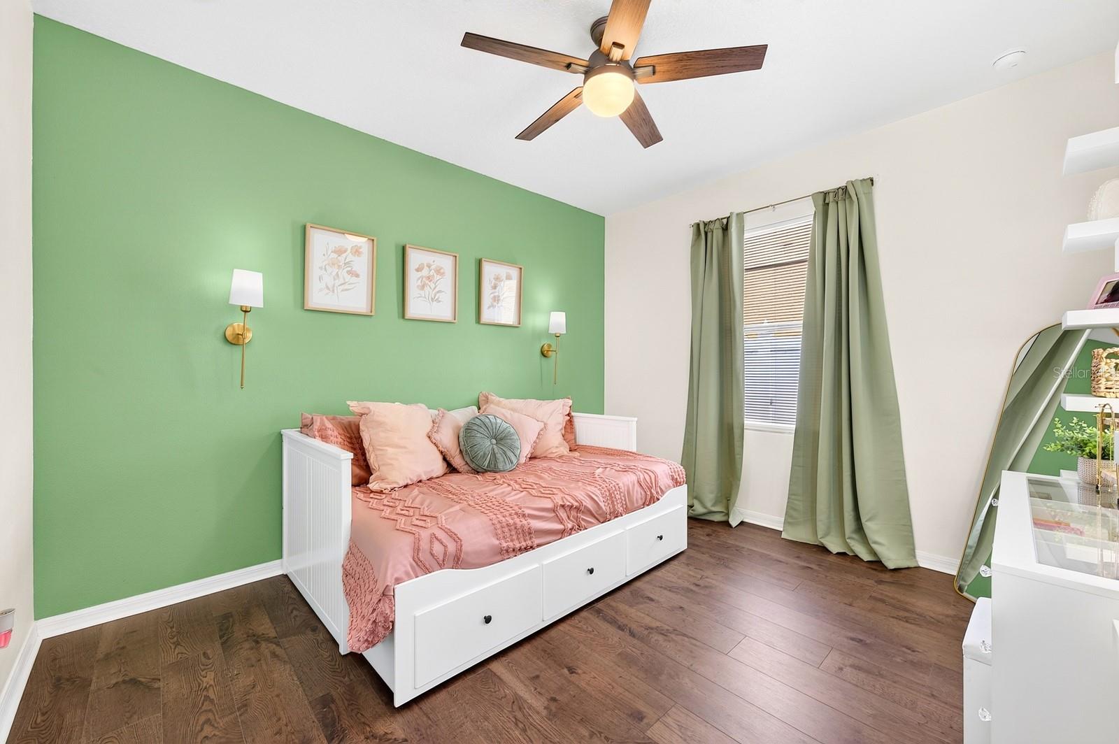 BELLA VISTA/TIVOLI WOODS - Residential