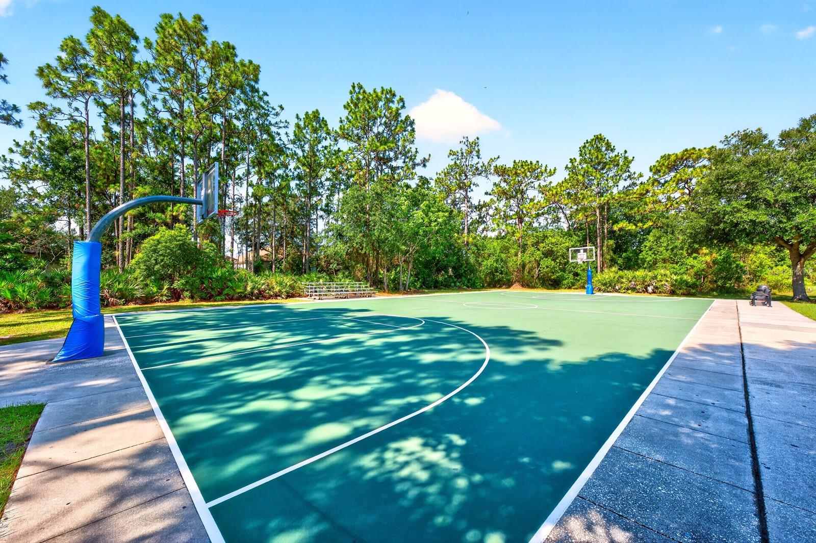 BELLA VISTA/TIVOLI WOODS - Residential
