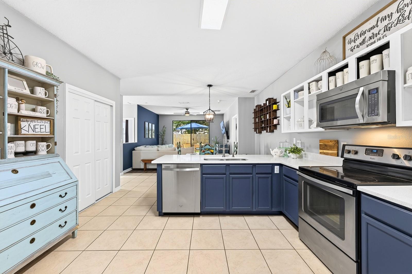 BELLA VISTA/TIVOLI WOODS - Residential