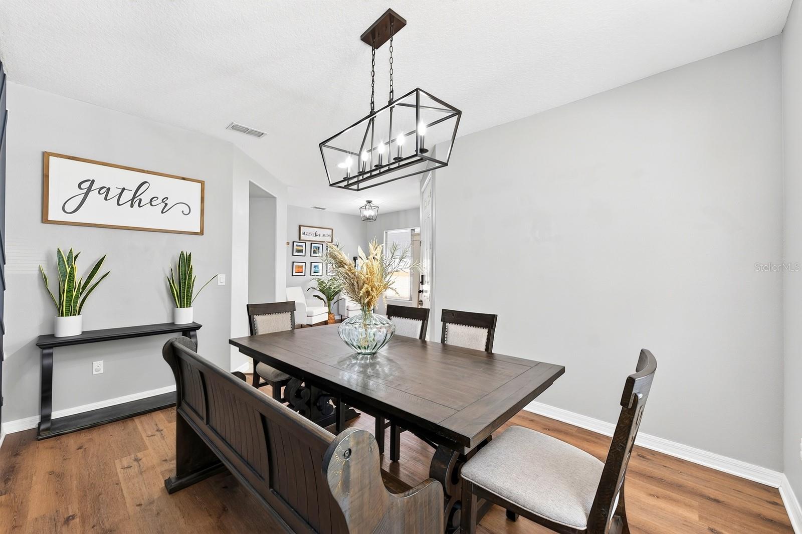 BELLA VISTA/TIVOLI WOODS - Residential