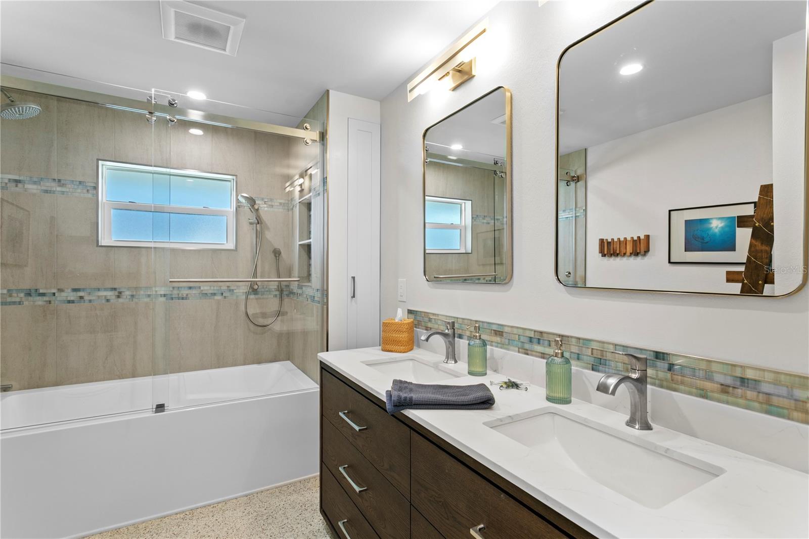 PATRICIAN POINT - Residential