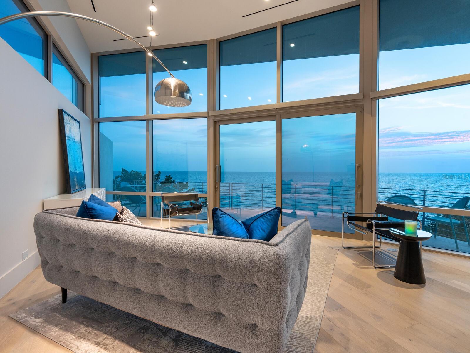 CASEY KEY - Residential