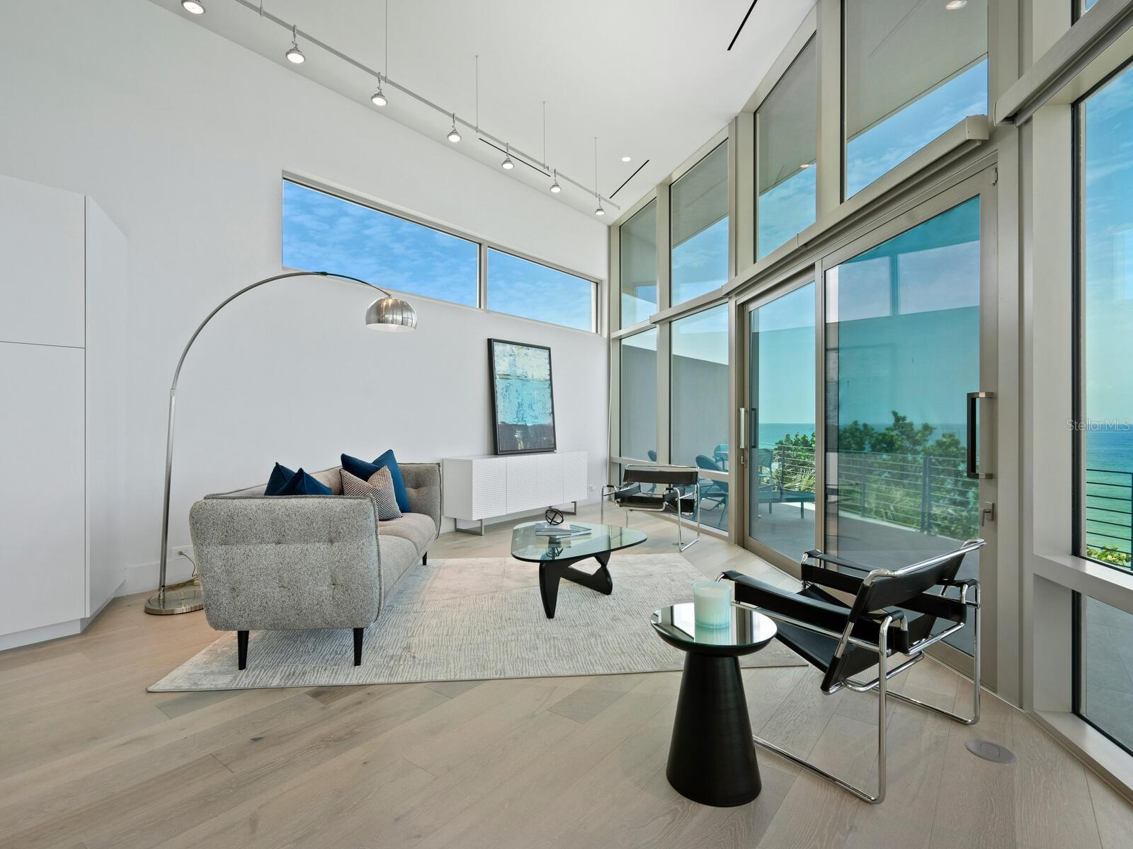 CASEY KEY - Residential