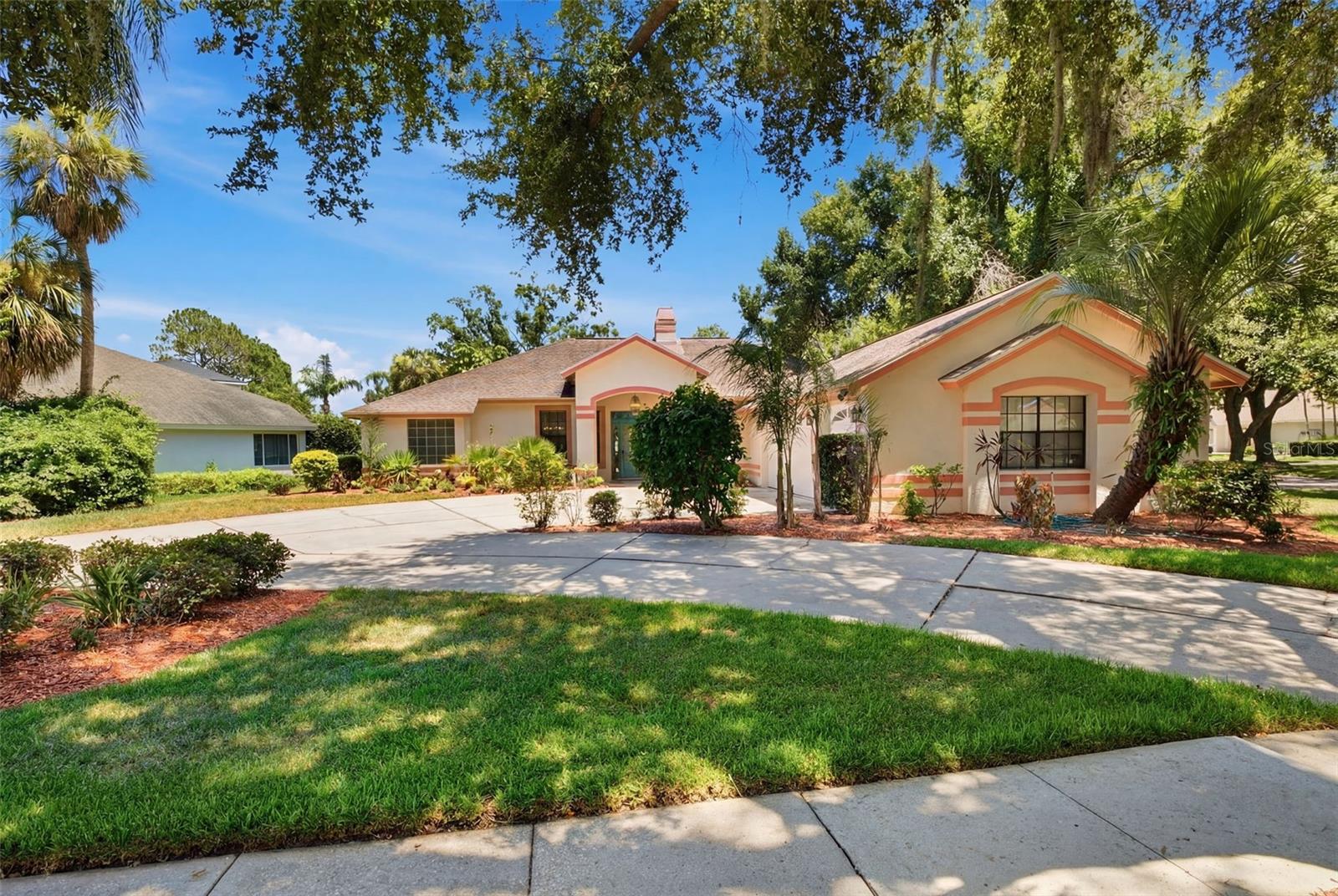 CHAPMAN MANORS - Residential
