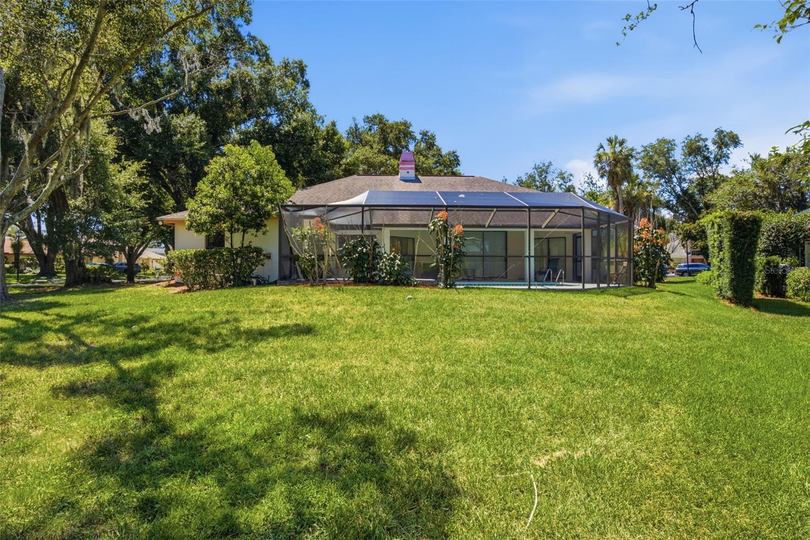 CHAPMAN MANORS - Residential