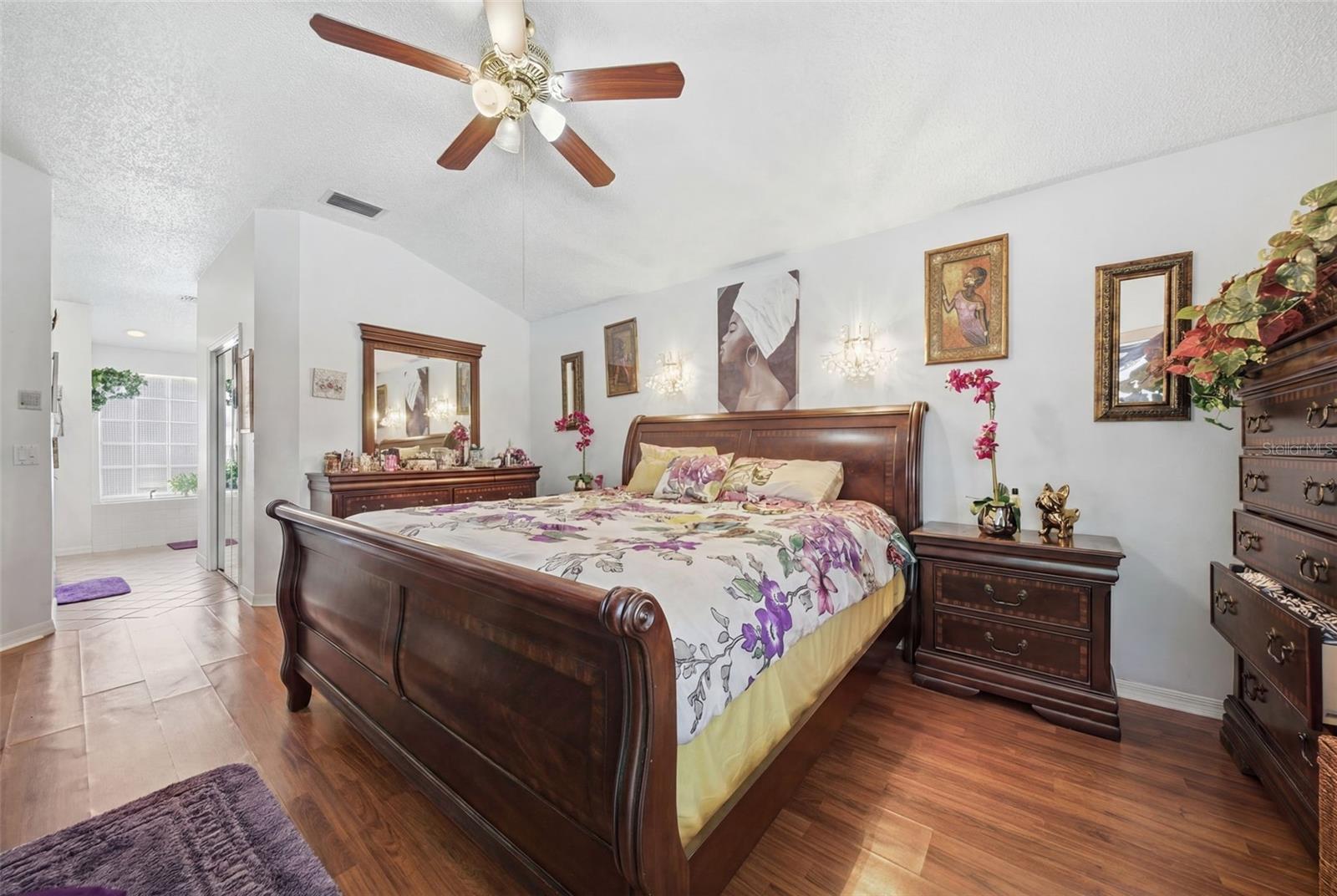 CHAPMAN MANORS - Residential