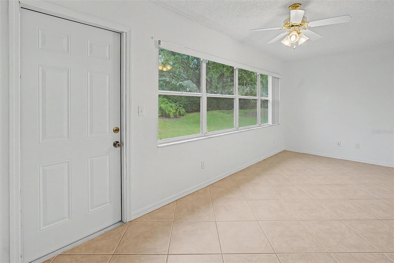 WORTHINGTON CONDO - Residential