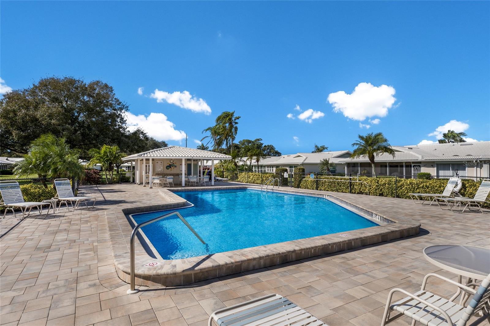 VILLAGE GREEN OF BRADENTON SEC 6 - Residential