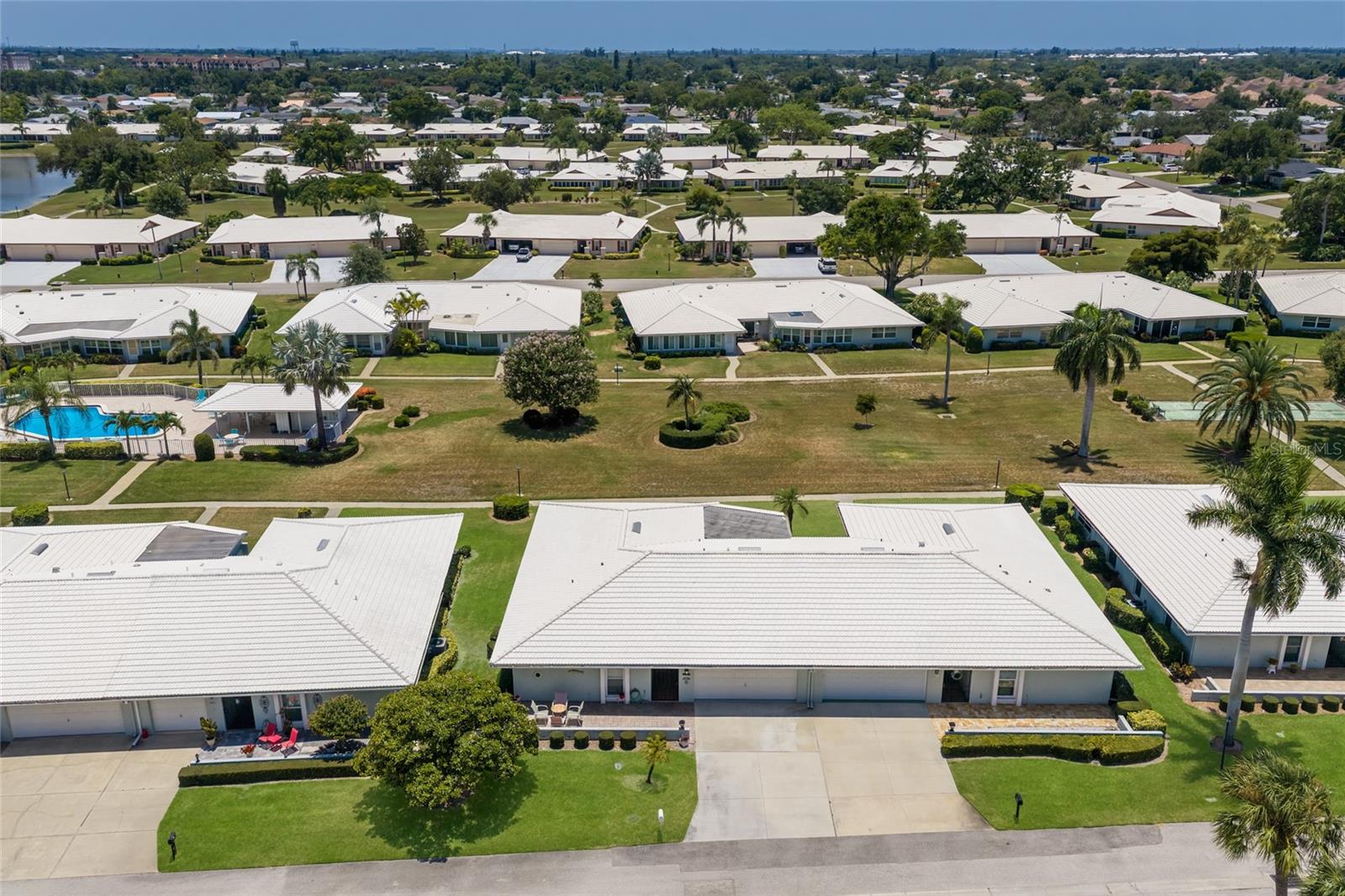 VILLAGE GREEN OF BRADENTON SEC 6 - Residential