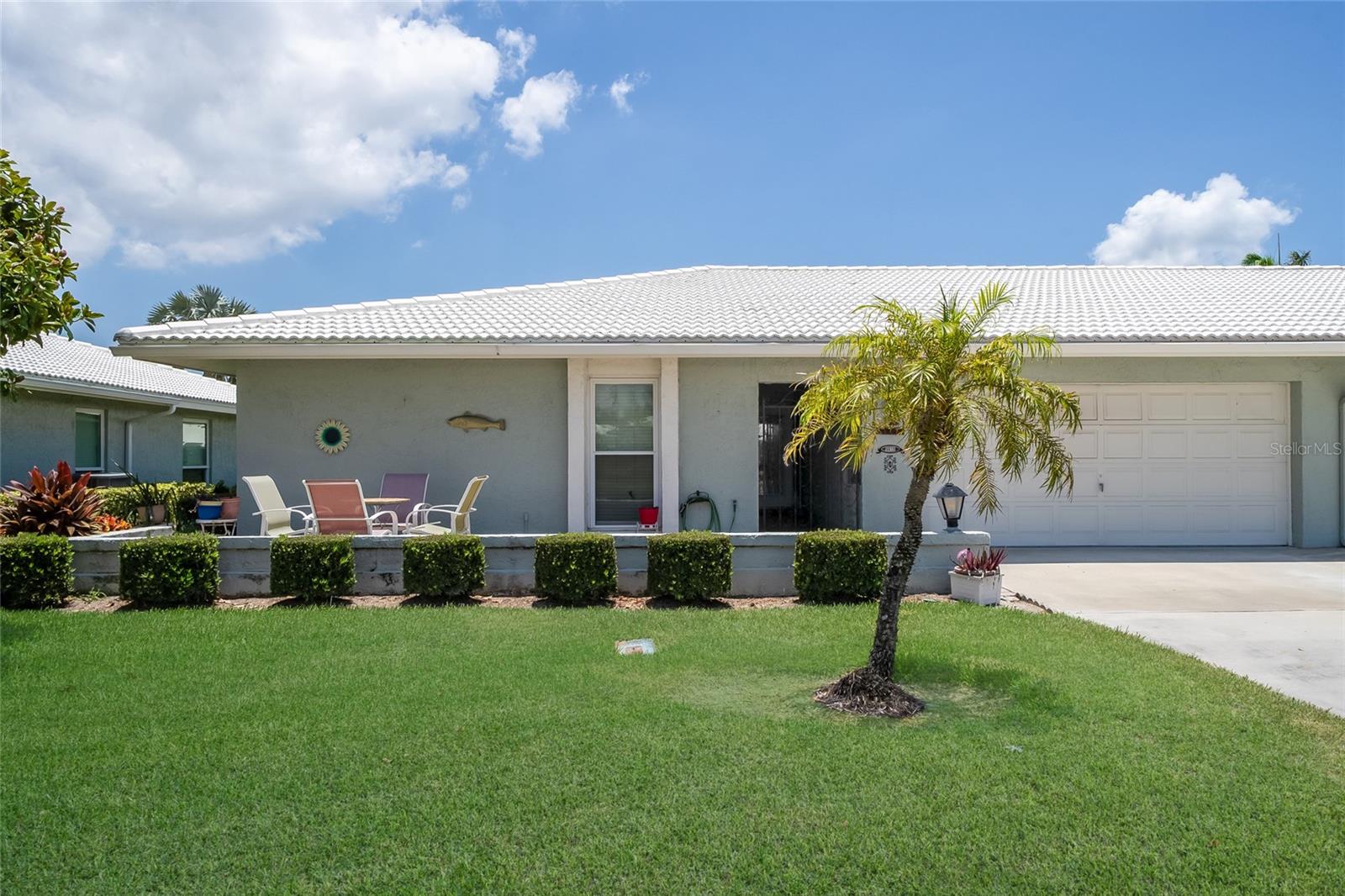 VILLAGE GREEN OF BRADENTON SEC 6 - Residential