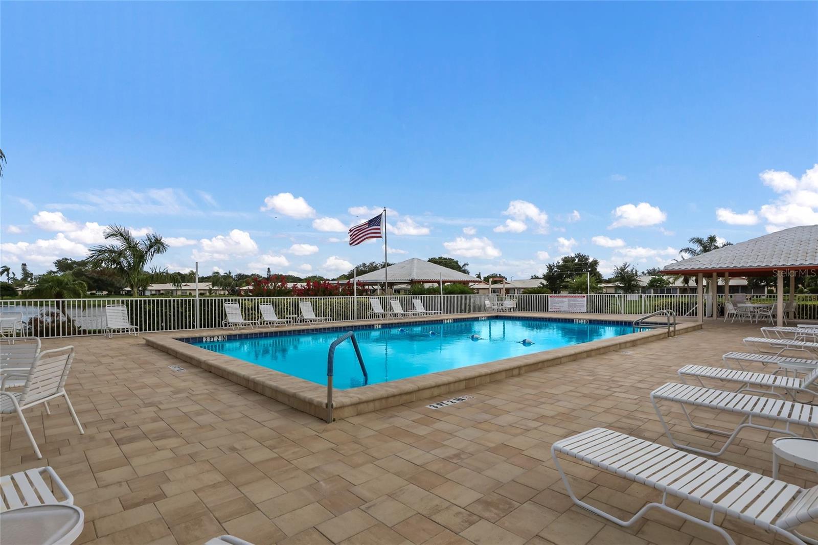 VILLAGE GREEN OF BRADENTON SEC 6 - Residential