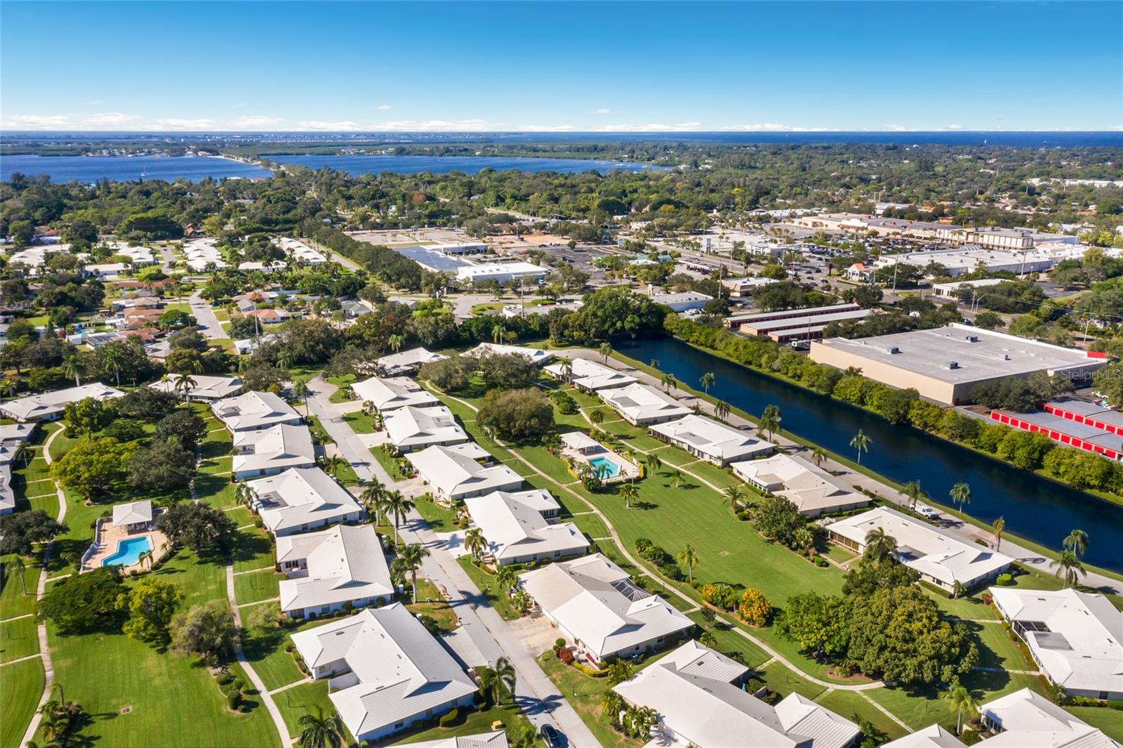 VILLAGE GREEN OF BRADENTON SEC 6 - Residential