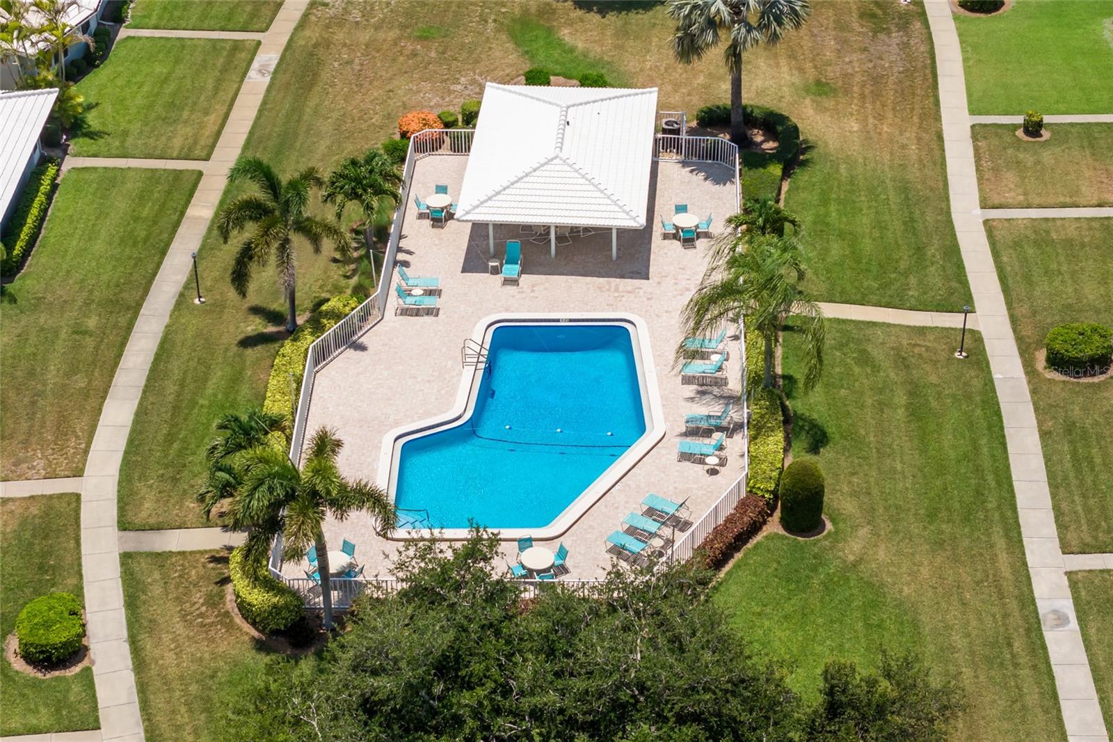 VILLAGE GREEN OF BRADENTON SEC 6 - Residential