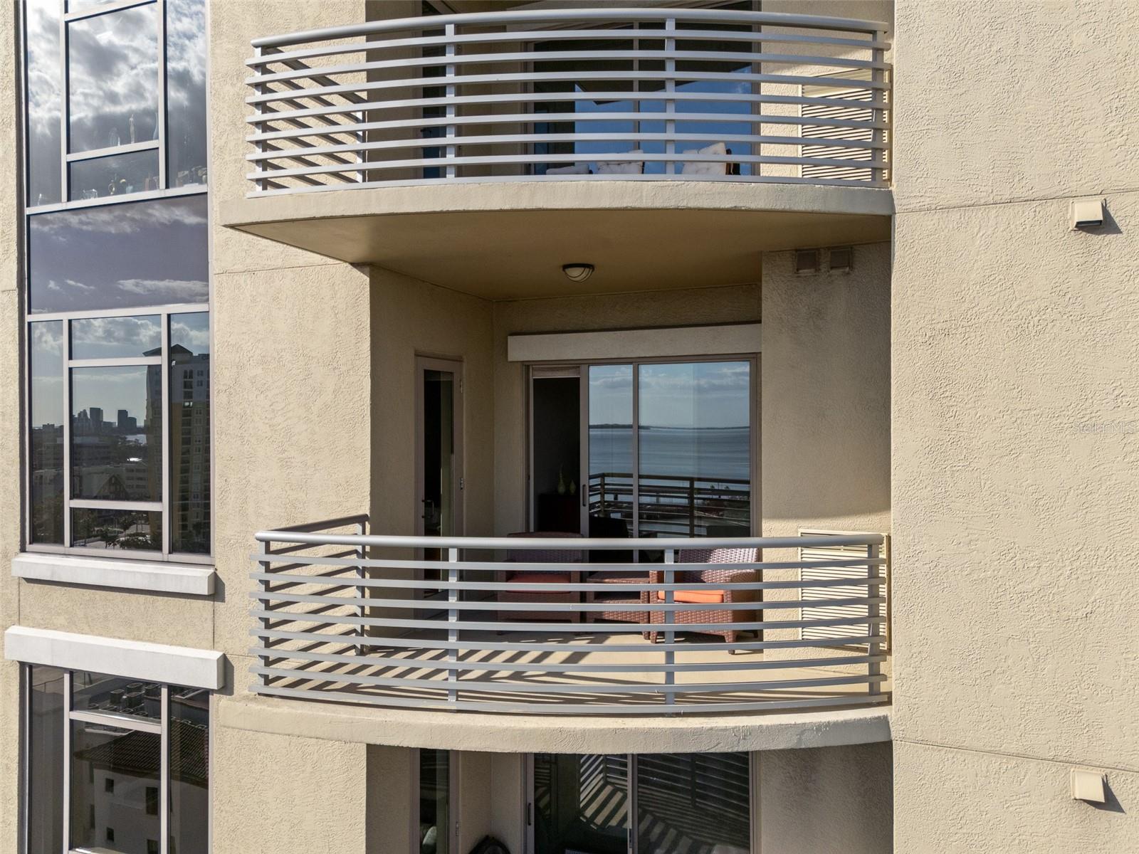 THE PARKSIDE OF ONE BAYSHORE - Residential