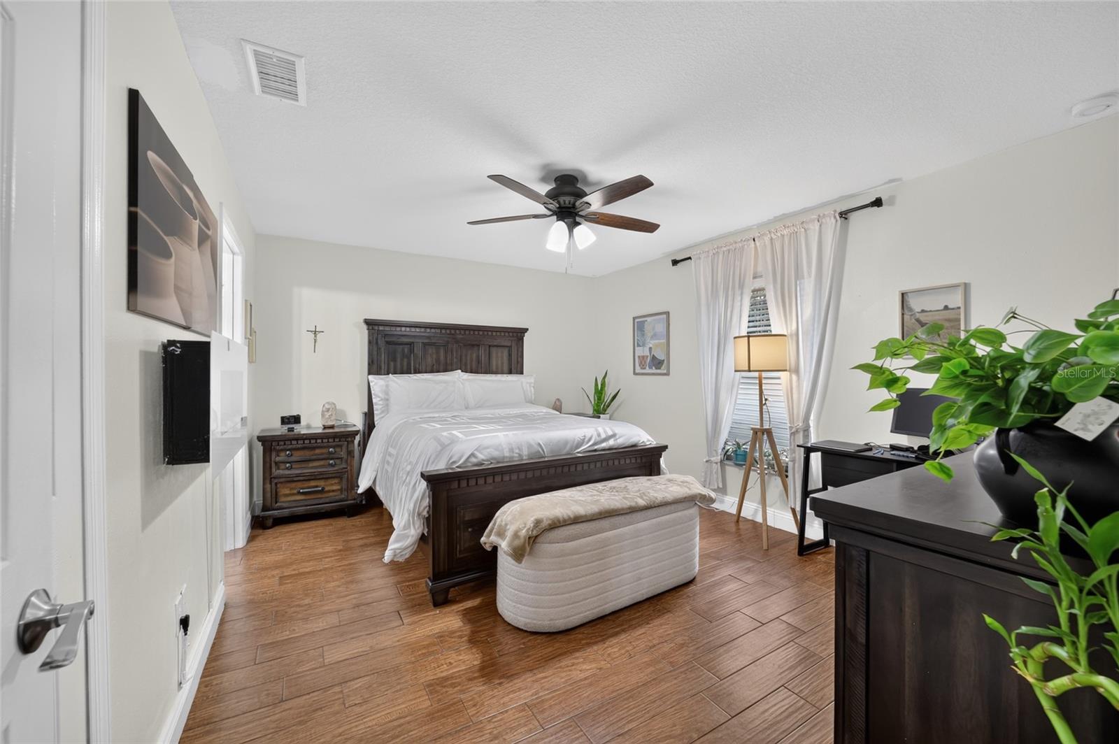 SILVER SPGS SHORES 20 - Residential