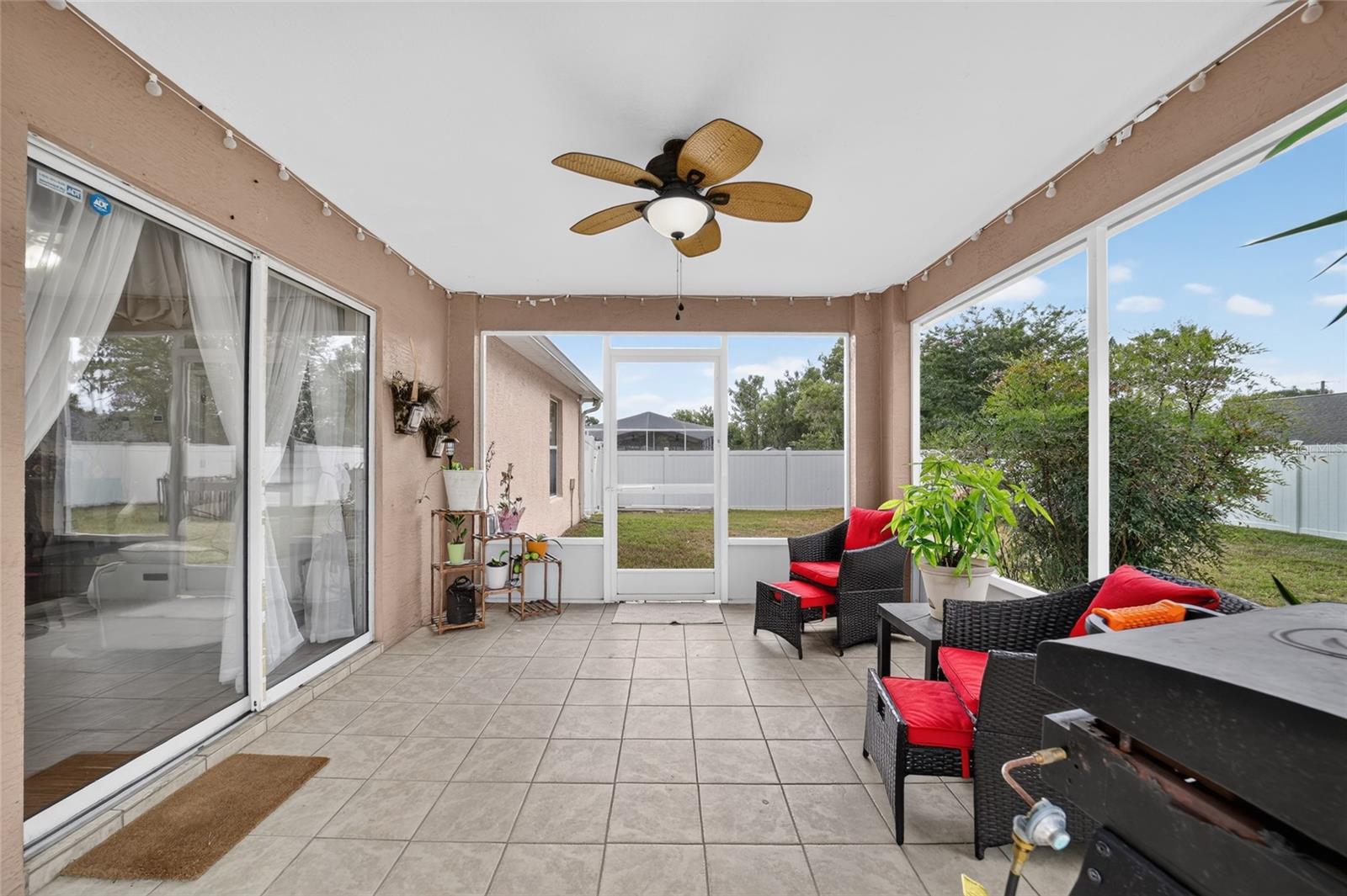 SILVER SPGS SHORES 20 - Residential