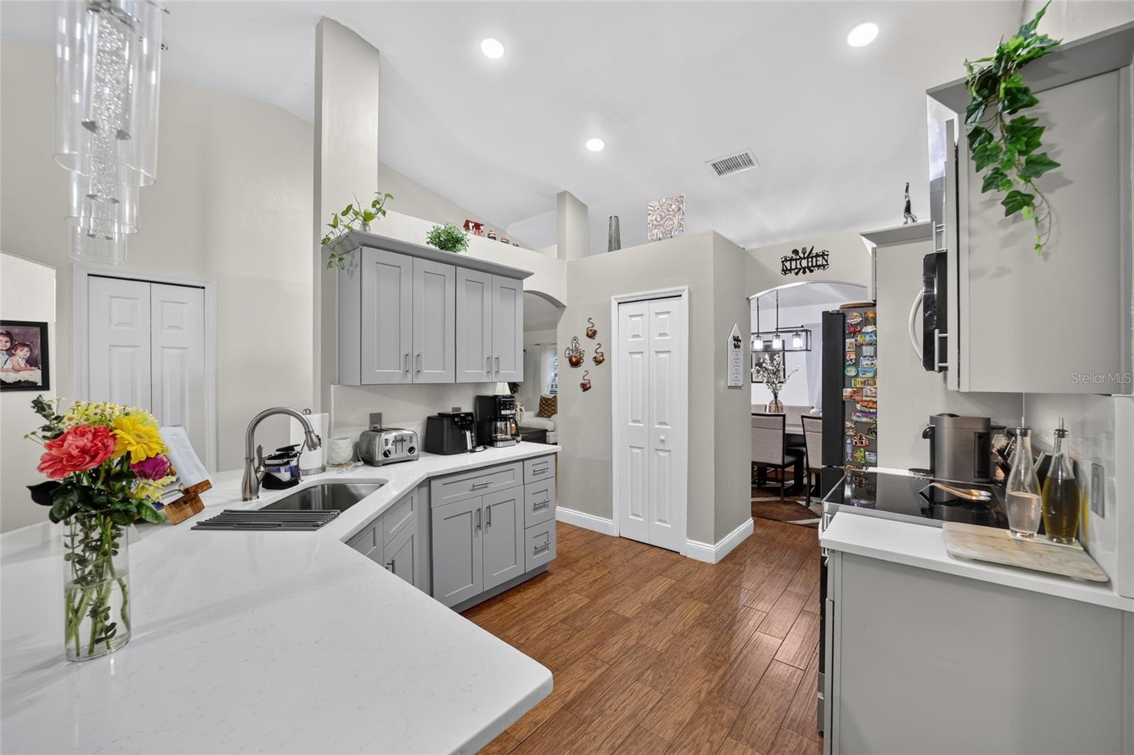 SILVER SPGS SHORES 20 - Residential