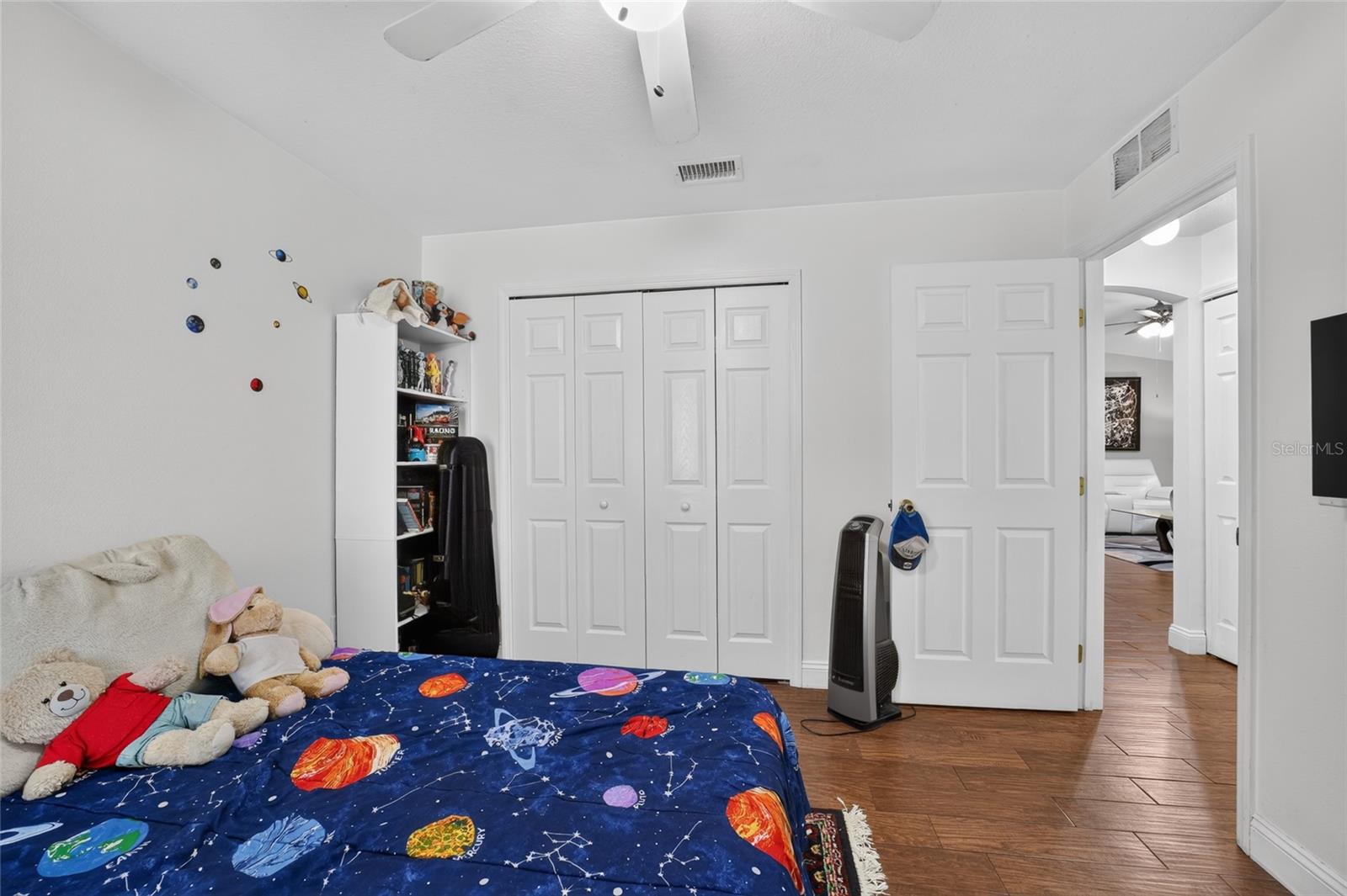 SILVER SPGS SHORES 20 - Residential