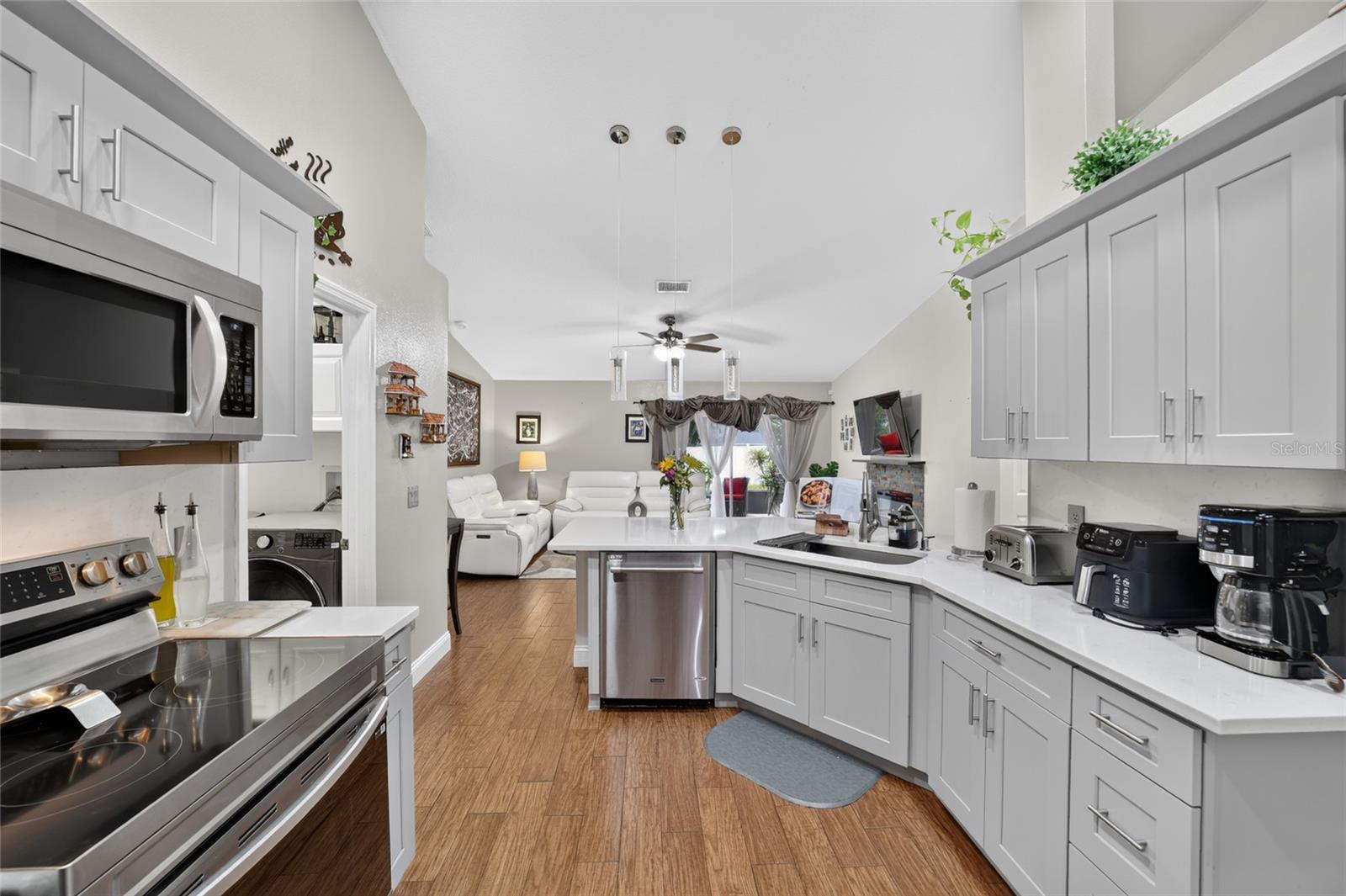 SILVER SPGS SHORES 20 - Residential