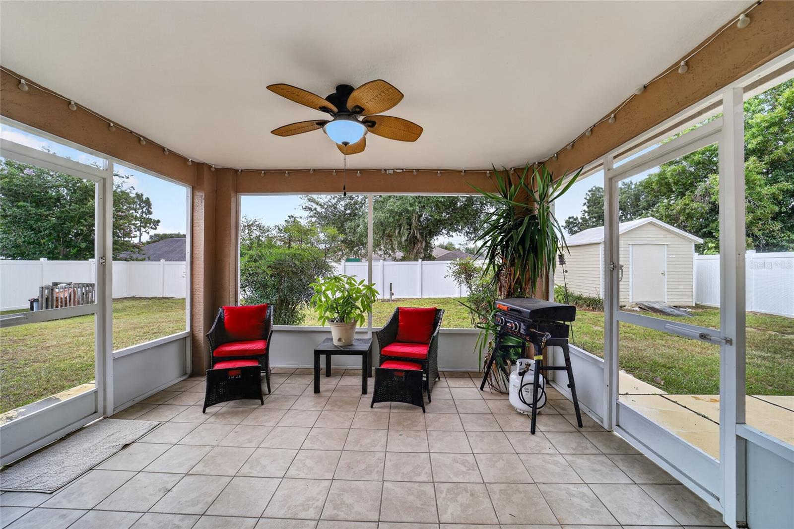 SILVER SPGS SHORES 20 - Residential