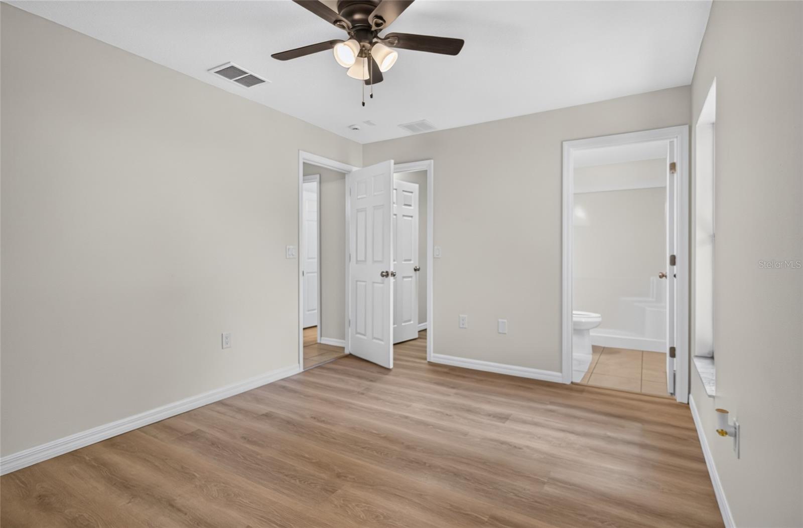 VILLA PARK - Residential