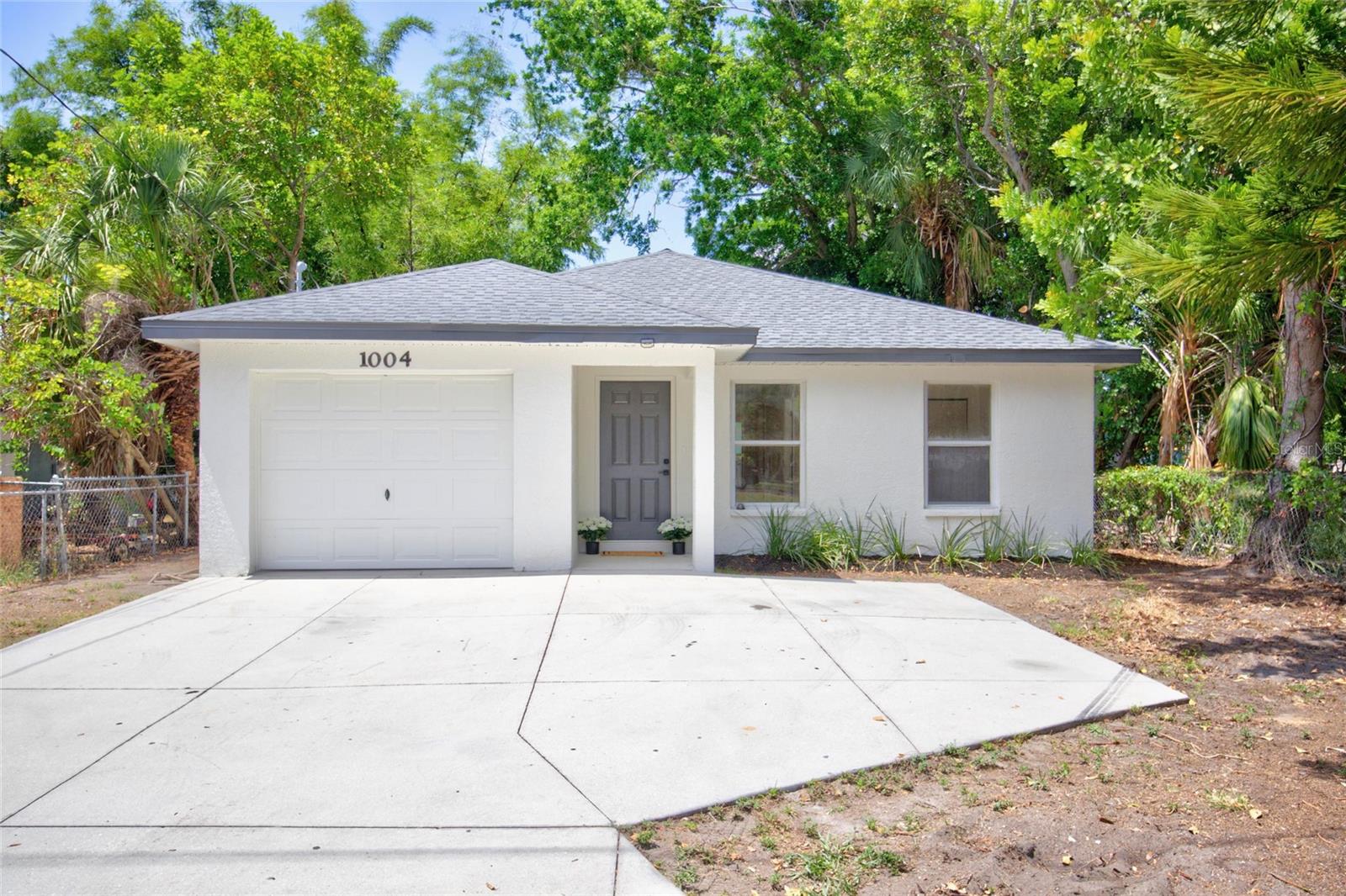 VILLA PARK - Residential
