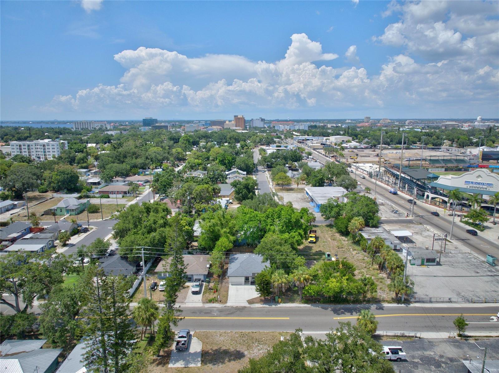 VILLA PARK - Residential