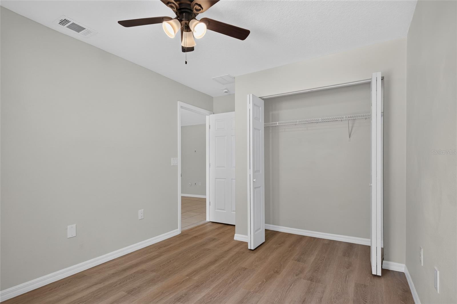 VILLA PARK - Residential