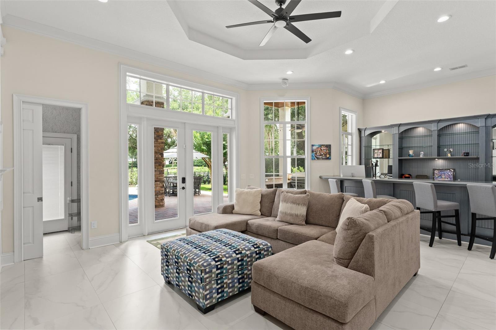 KEENES POINTE - Residential