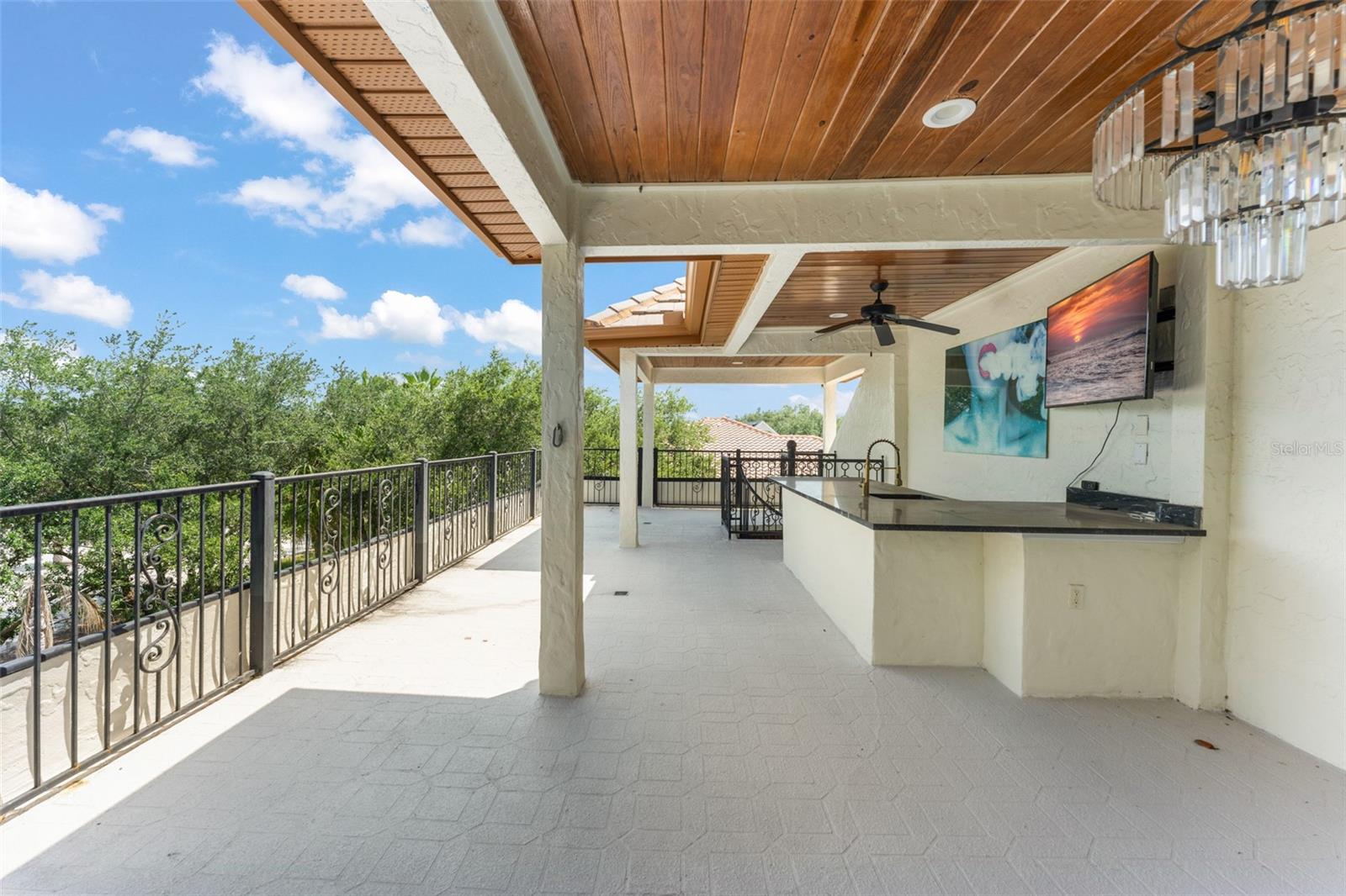 KEENES POINTE - Residential