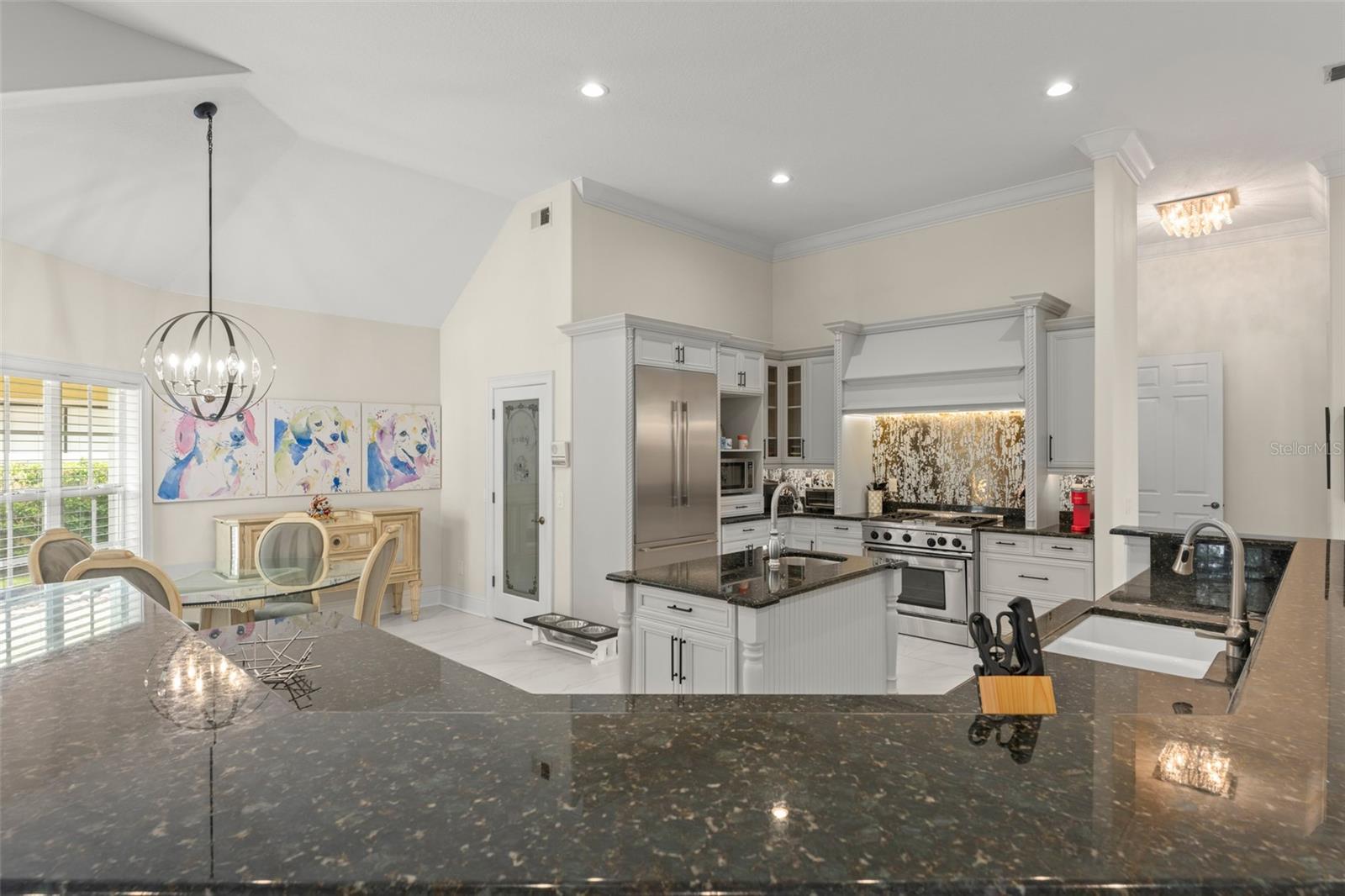 KEENES POINTE - Residential