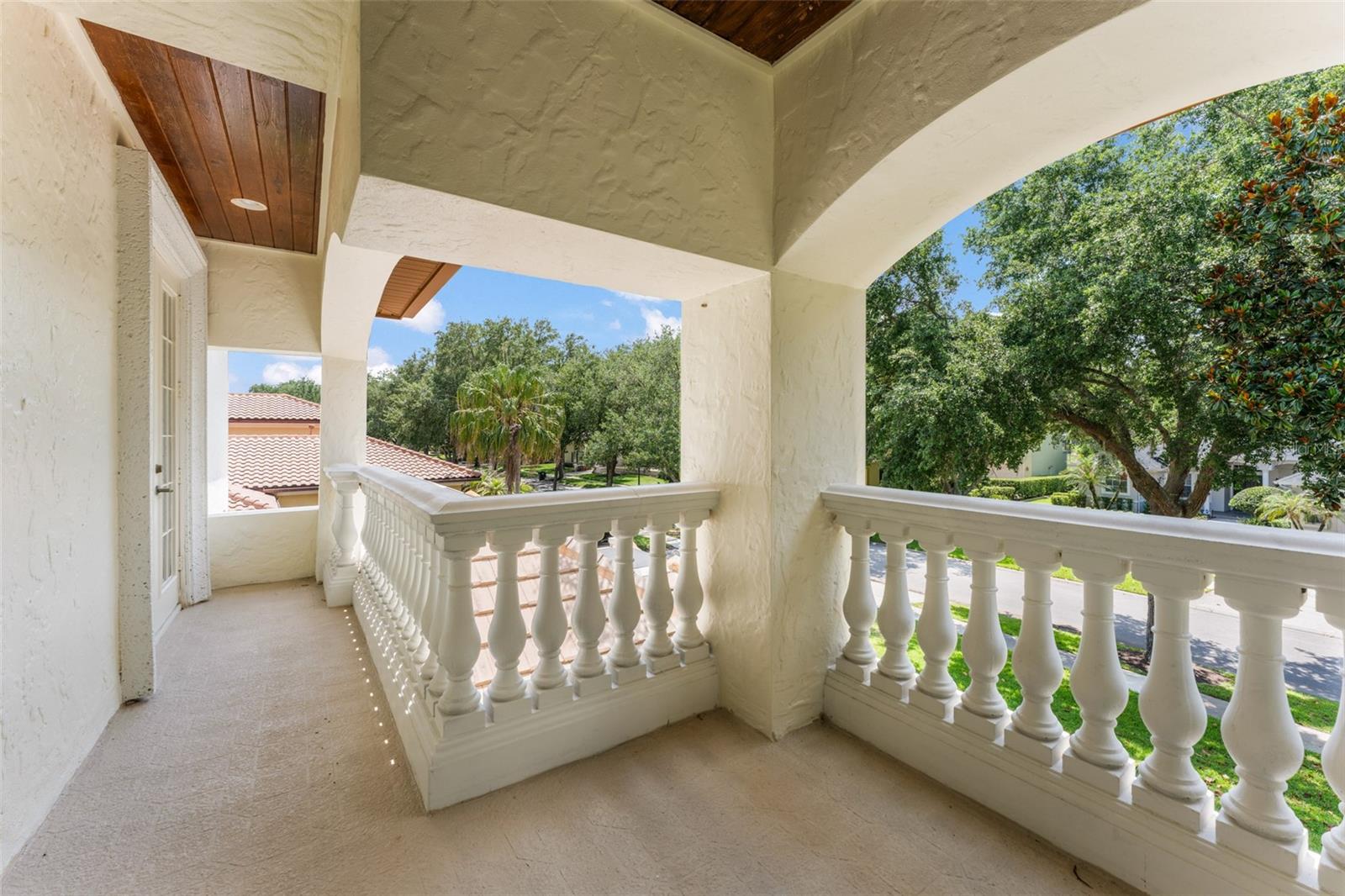 KEENES POINTE - Residential
