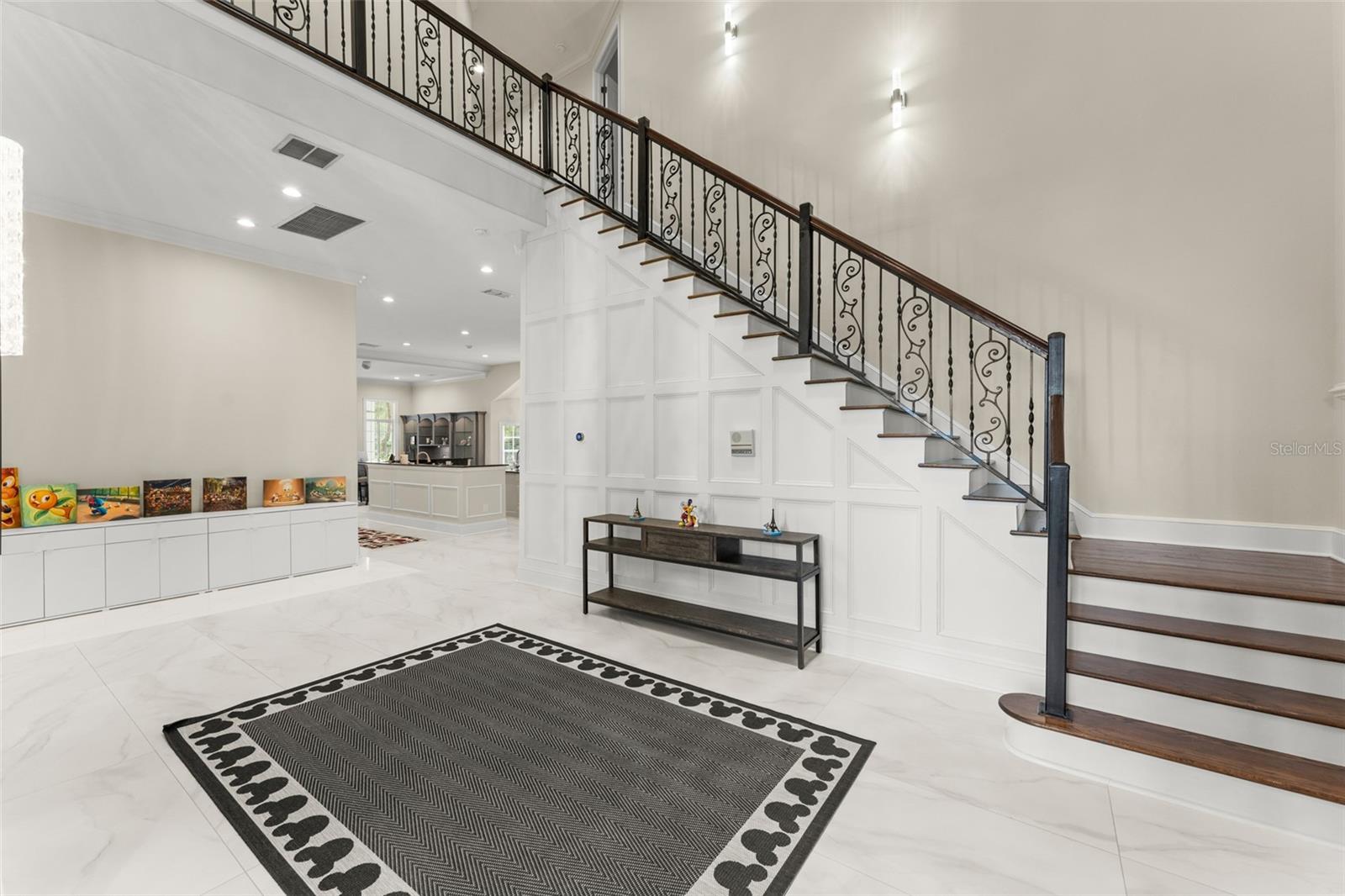 KEENES POINTE - Residential