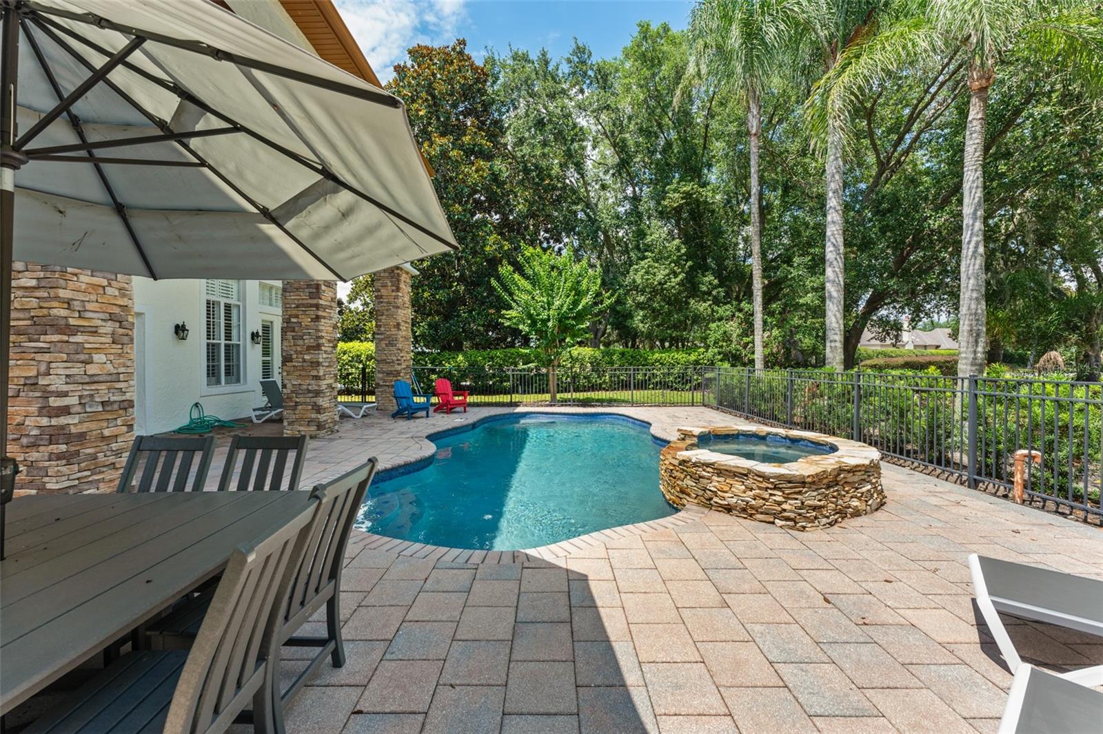 KEENES POINTE - Residential