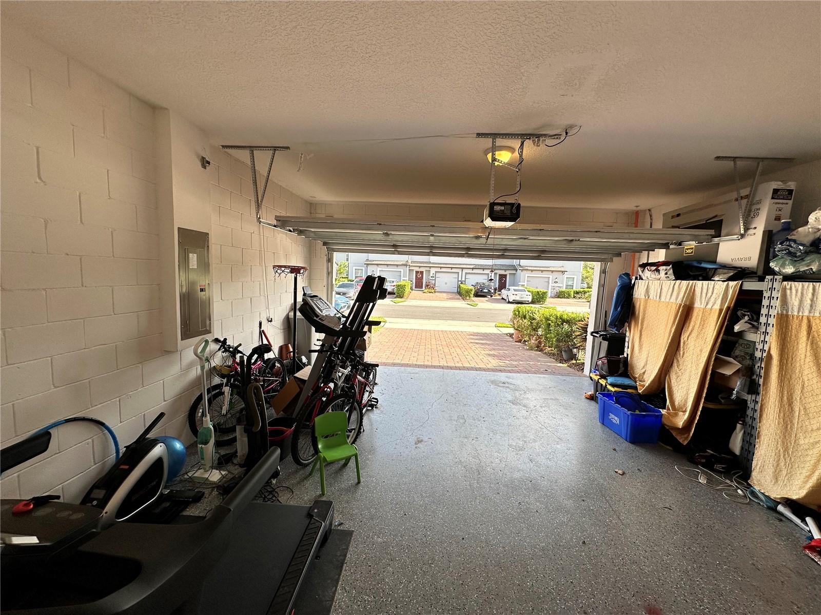 TOWNS AT WHITE CEDAR - Residential Lease